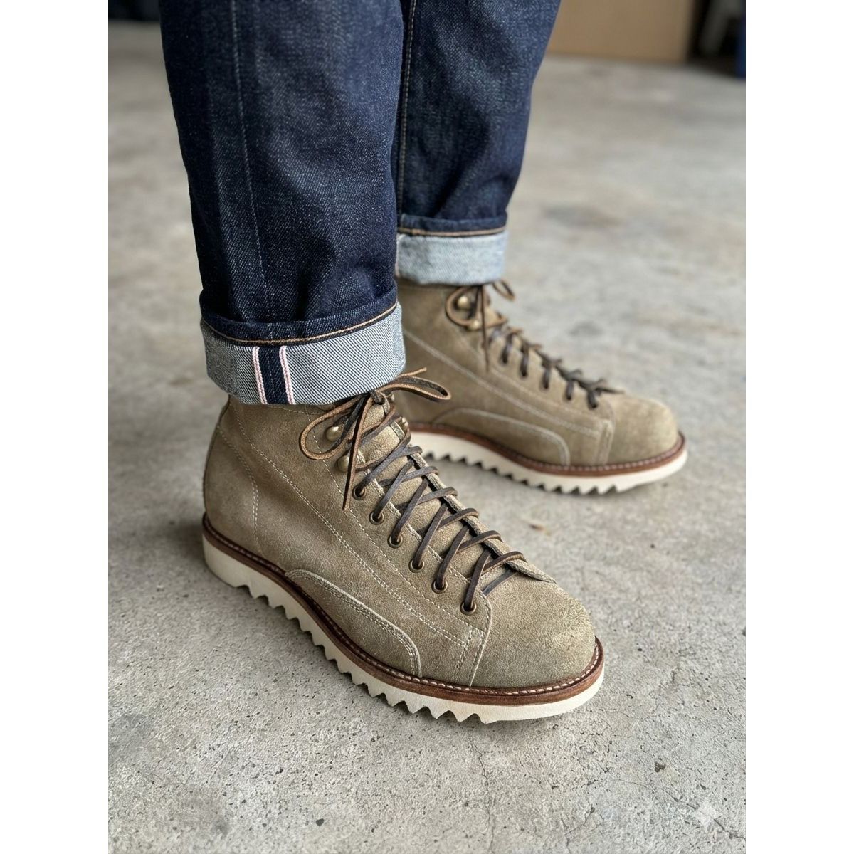 Sendra Sendra Skyliner Desert Suede Boots (Y1172) Size US 8 / EU 41 - 1 Thumbnail
