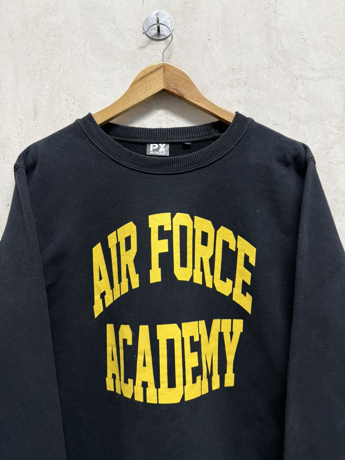 Avirex 2000s Avirex Air Force Academy Sweatshirt Size US L / EU 52-54 / 3 - 2 Thumbnail