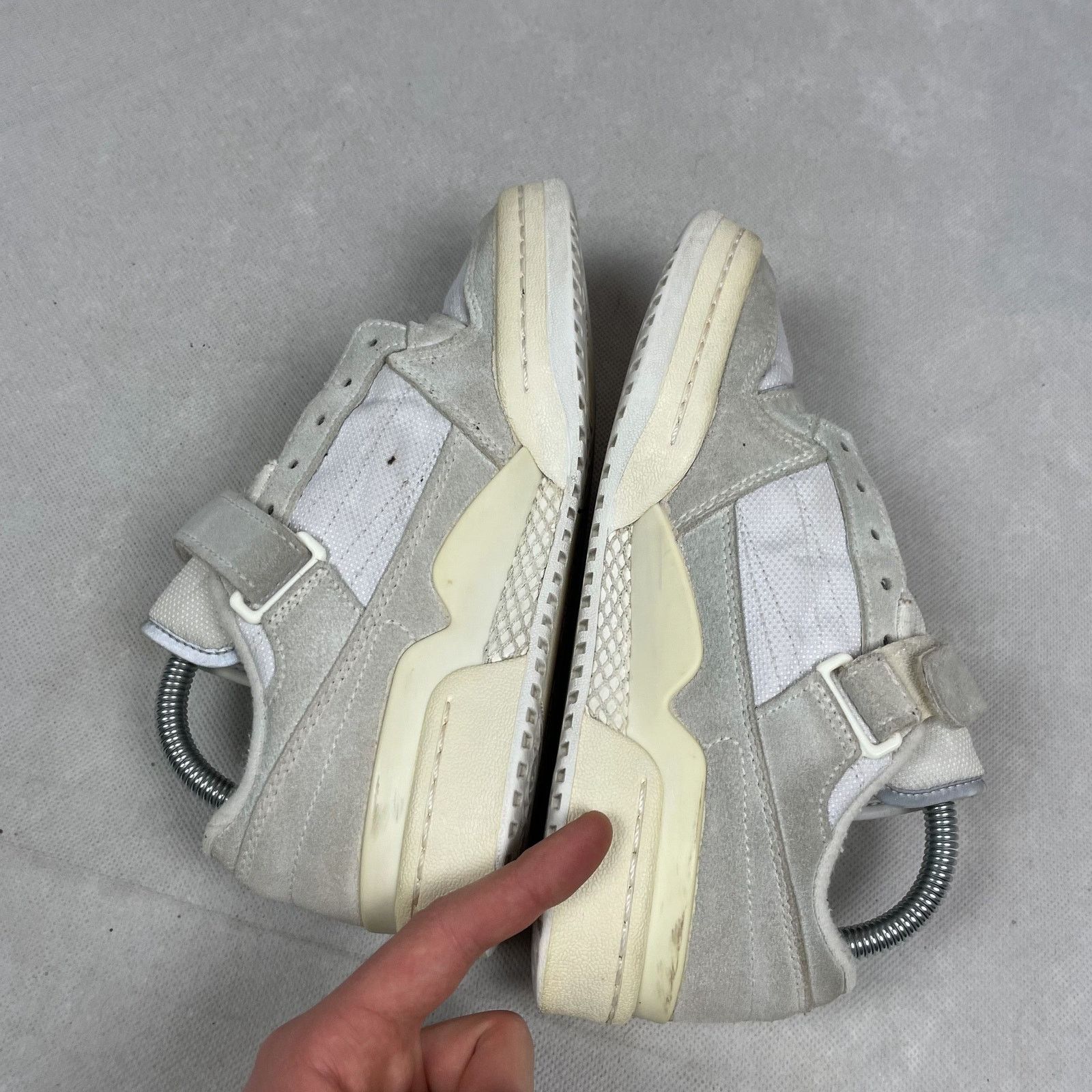 Adidas Adidas Forum Low Mens Off White Silver Metallic Sneakers 5.5 Size US 5.5 / EU 38 - 4 Thumbnail