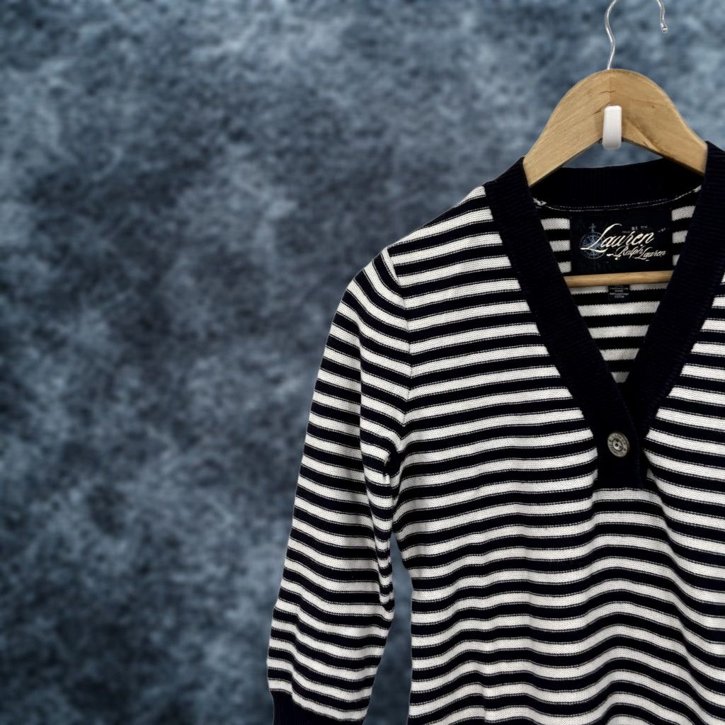 Ralph Lauren Lauren Ralph Lauren Top Womens Small Nautical Fisherman Coastal Knit Preppy Y2K Shirt Pullover Navy Blue Cotton V-Neck Raglan Sleeve Embroidered Logo Size S / US 4 / IT 40 - 1 Thumbnail