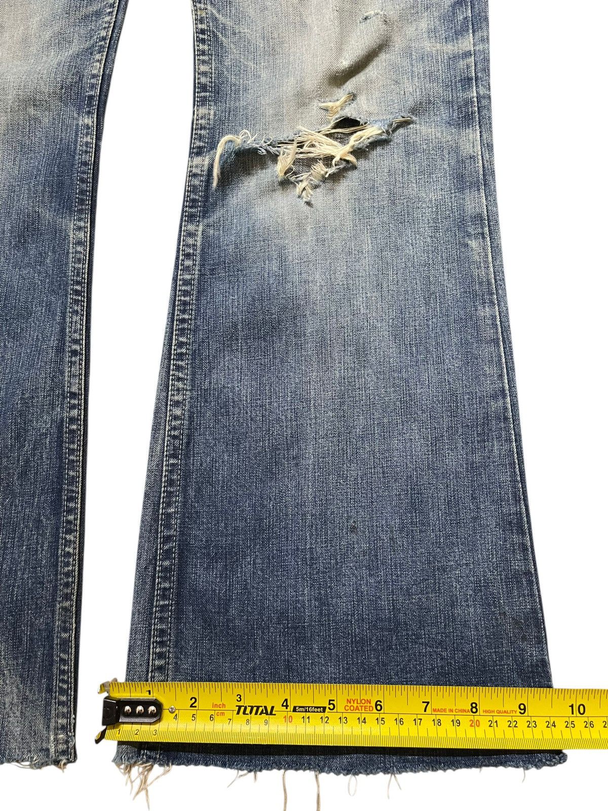 semanticdesign Vintage Japanese Brand Faded Wash Distress Wide Leg Bootcuts Size US 32 / EU 48 - 16 Thumbnail