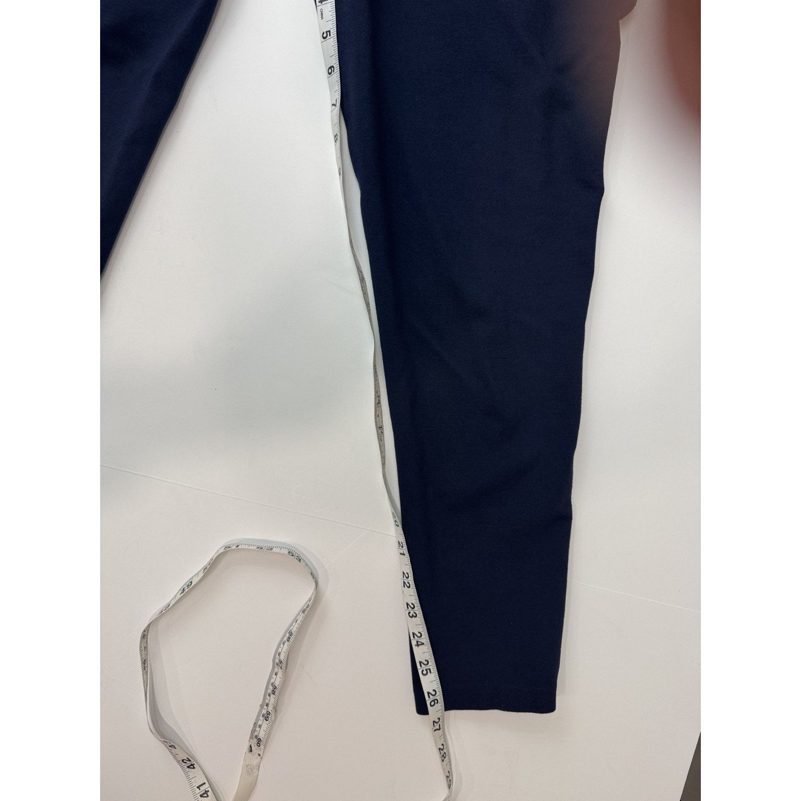 Vince Camuto Vince Camuto Ponte Knit Slim Leg Navy Blue Pants 9199312 Lrg Size 32" / US 10 / IT 46 - 7 Thumbnail