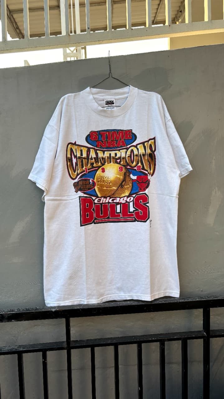 Tultex Vintage Chicago Bulls 6 Time NBA Champions 1998 Tultex Tee Size US XL / EU 56 / 4 - 3 Thumbnail