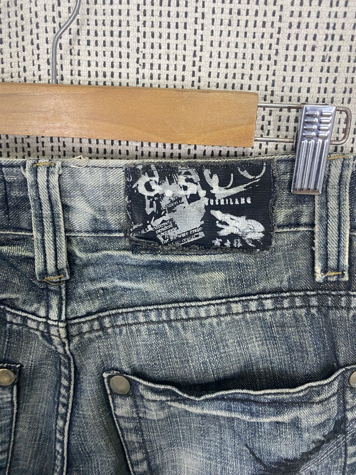 Japanese Brand These jeans feature a distressed and punk-inspired design, Size US 30 / EU 46 - 6 Thumbnail