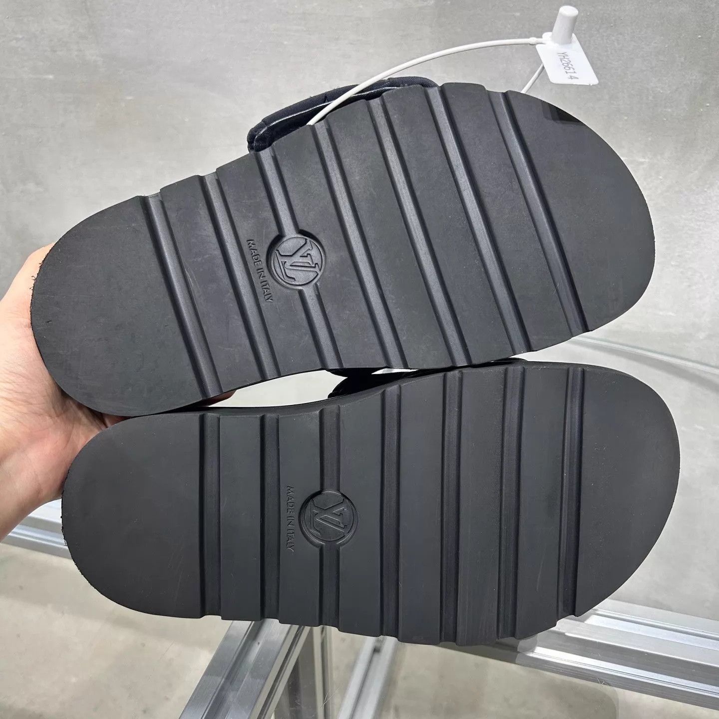Louis Vuitton LV Black Embossed Allover Print Velcro Slippers UK3/37 Size US 6.5 / IT 36.5 - 6 Thumbnail