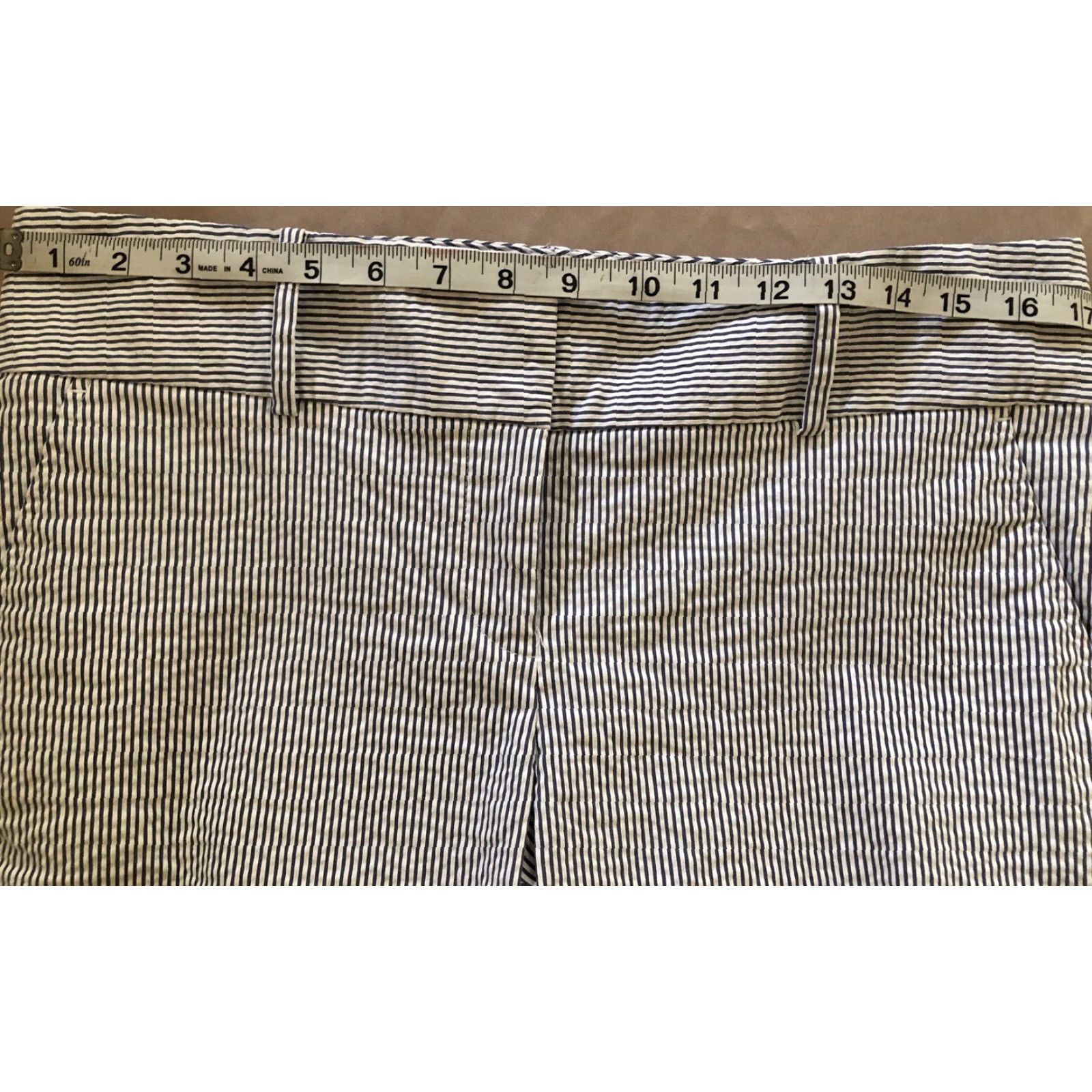 Ann Taylor VINTAGE Ann Taylor Seersucker Pants 10 Blue Wht Stripe Tapered Leg 34"W Pockets Coastal Size 32" / US 10 / IT 46 - 3 Thumbnail