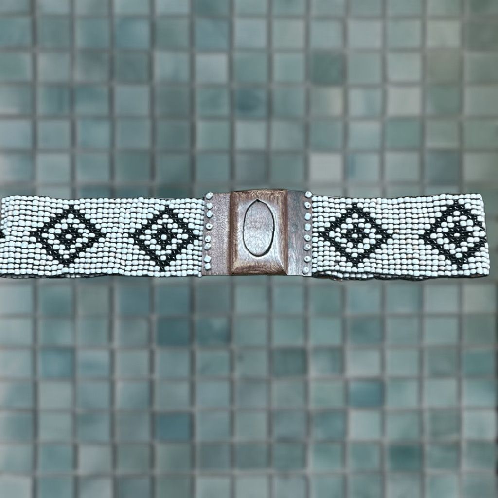 Vintage VINTAGE Women's Beaded Belt One Size Wide Wooden Hook Buckle Retro Boho Stretch Fit Black Brown Aztec Design W 2.25” Size ONE SIZE - 1 Thumbnail