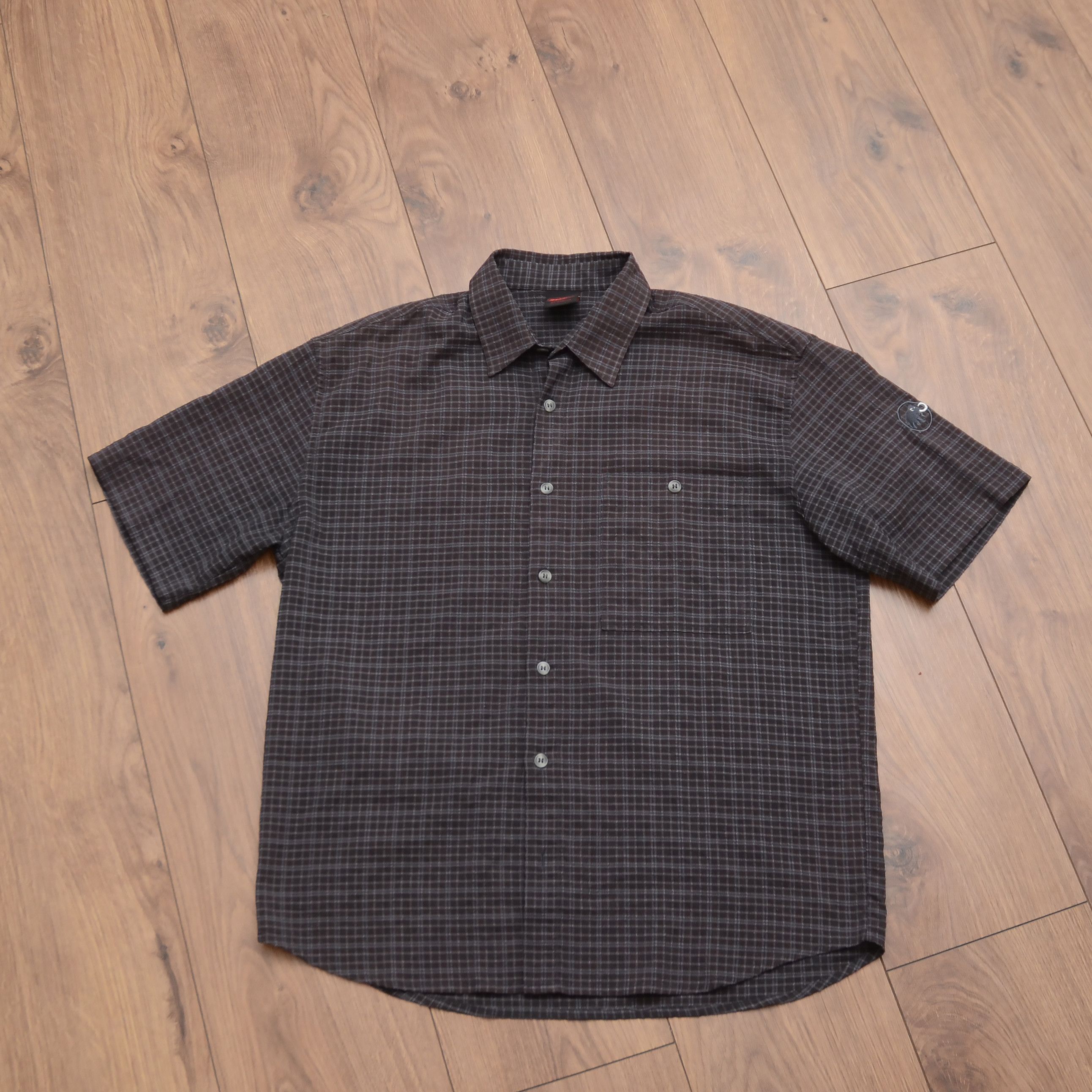 Mammut Mammut Swiss Technology Outdoor Button Up Shirt Size US L / EU 52-54 / 3 - 5 Thumbnail