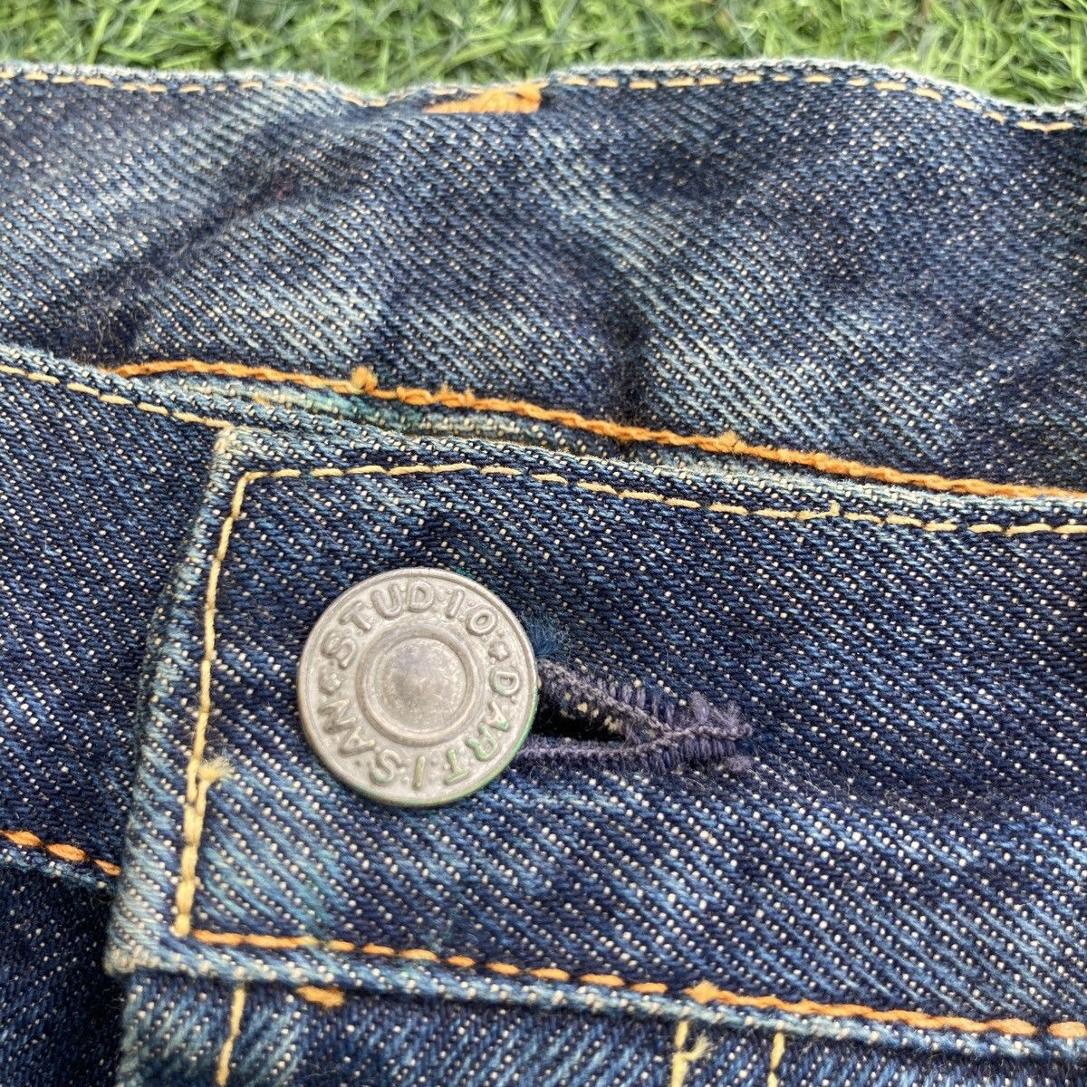 Studio D'Artisan VINTAGE STUDIO D’ ARTISAN BUCKLE BACK SELVEDGE DISTRESSED Size US 34 / EU 50 - 8 Thumbnail