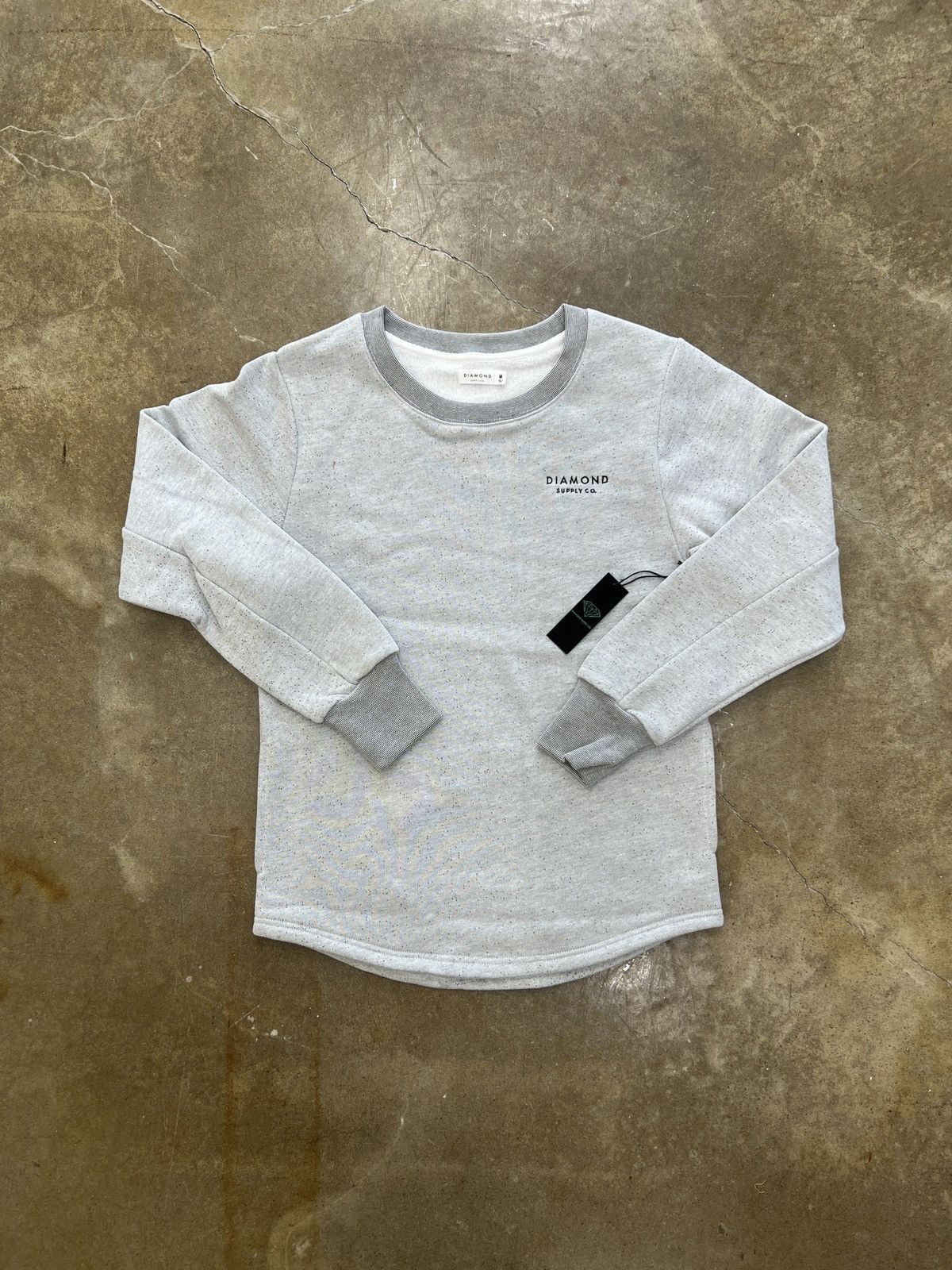 Diamond Supply Co. Diamond Supply Stone Cut Scallop Pullover Salt Medium Size US M / EU 48-50 / 2 - 2 Thumbnail