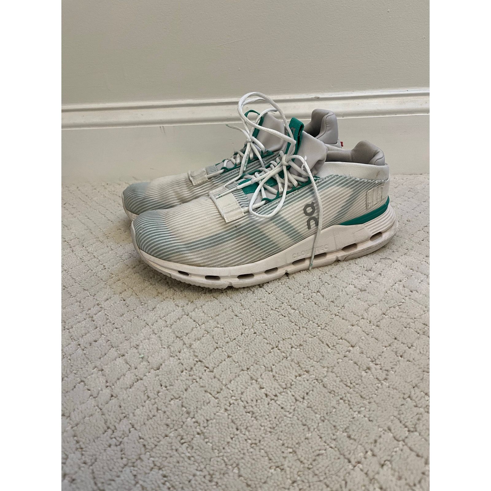 On On Cloudnova Void Undyed White Mint Mens 10.5 Size US 8.5 / EU 41-42 - 1 Thumbnail