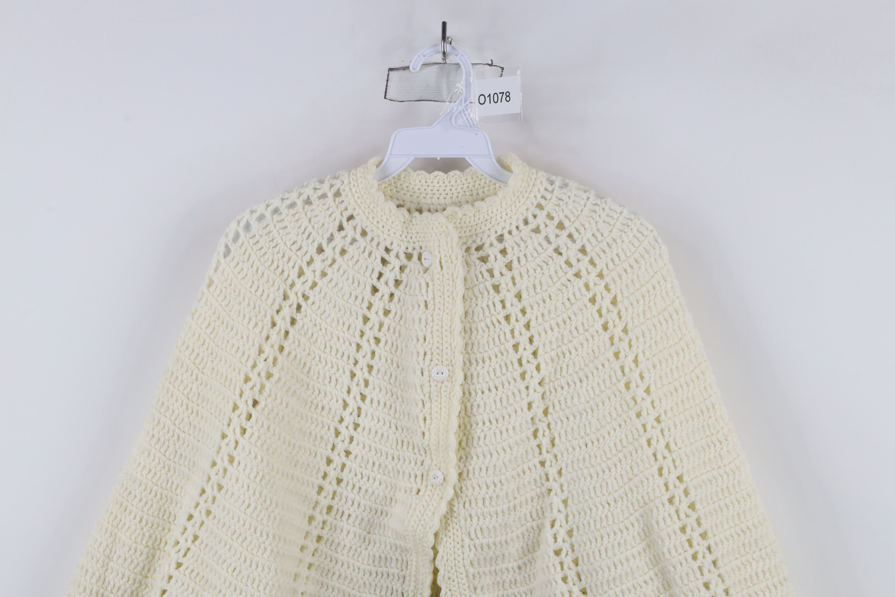 Vintage Vintage 50s 60s Rockabilly Hand Crochet Sweater Cape Poncho Size ONE SIZE - 2 Thumbnail