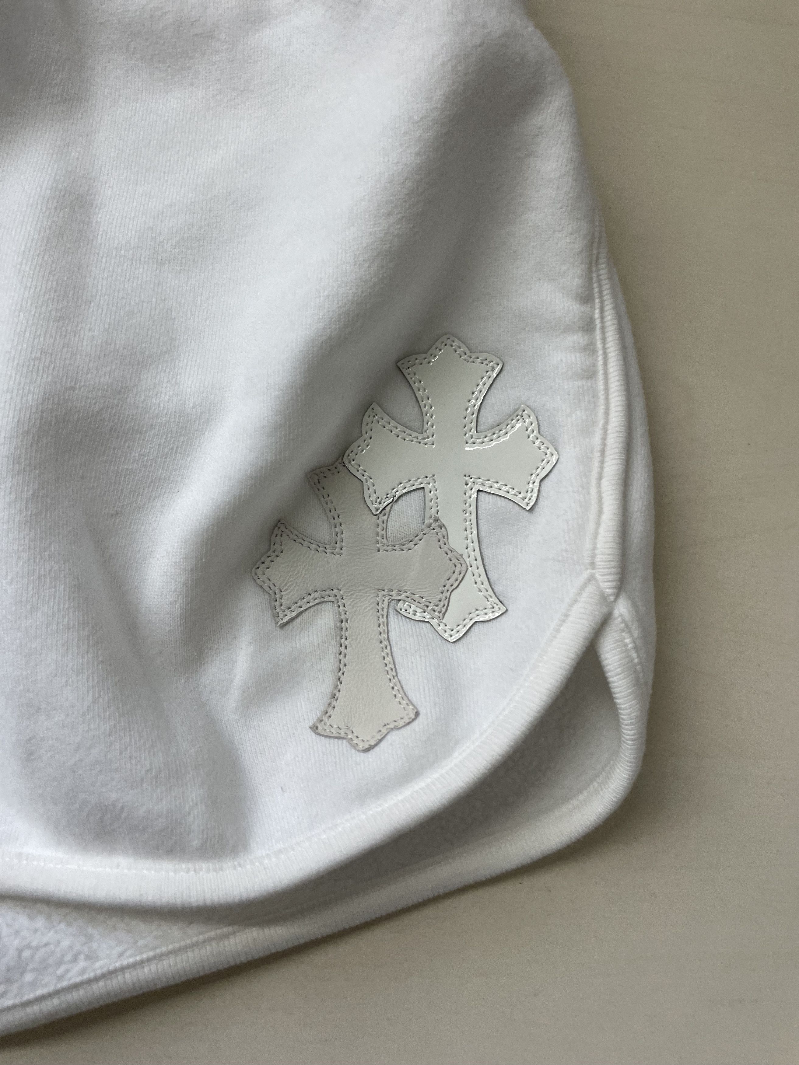 Chrome Hearts Chrome Hearts White Patent Leather Cross Shorts Size 25" / US 0 / IT 36 - 5 Thumbnail