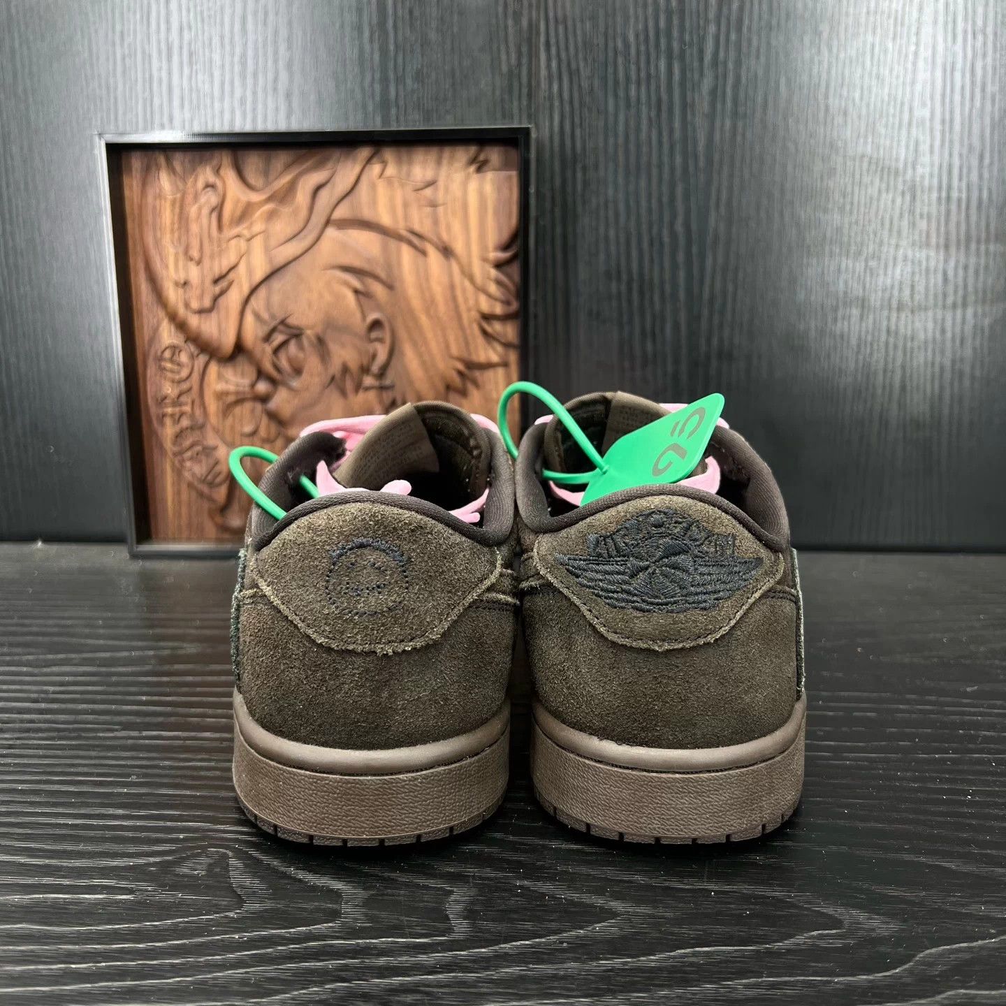 Nike AJ1 Low TS Velvet Barbed 9.0 Size 42 Size US 9 / EU 42 - 4 Thumbnail