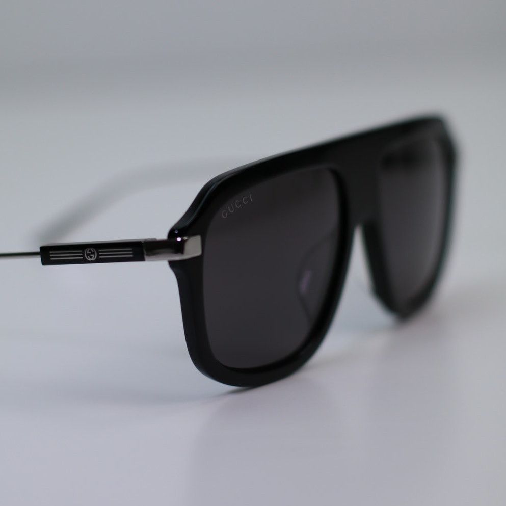 Gucci NEW Gucci Sunglasses GG1309S 005 Shiny Black Grey Shield Men Size ONE SIZE - 6 Thumbnail