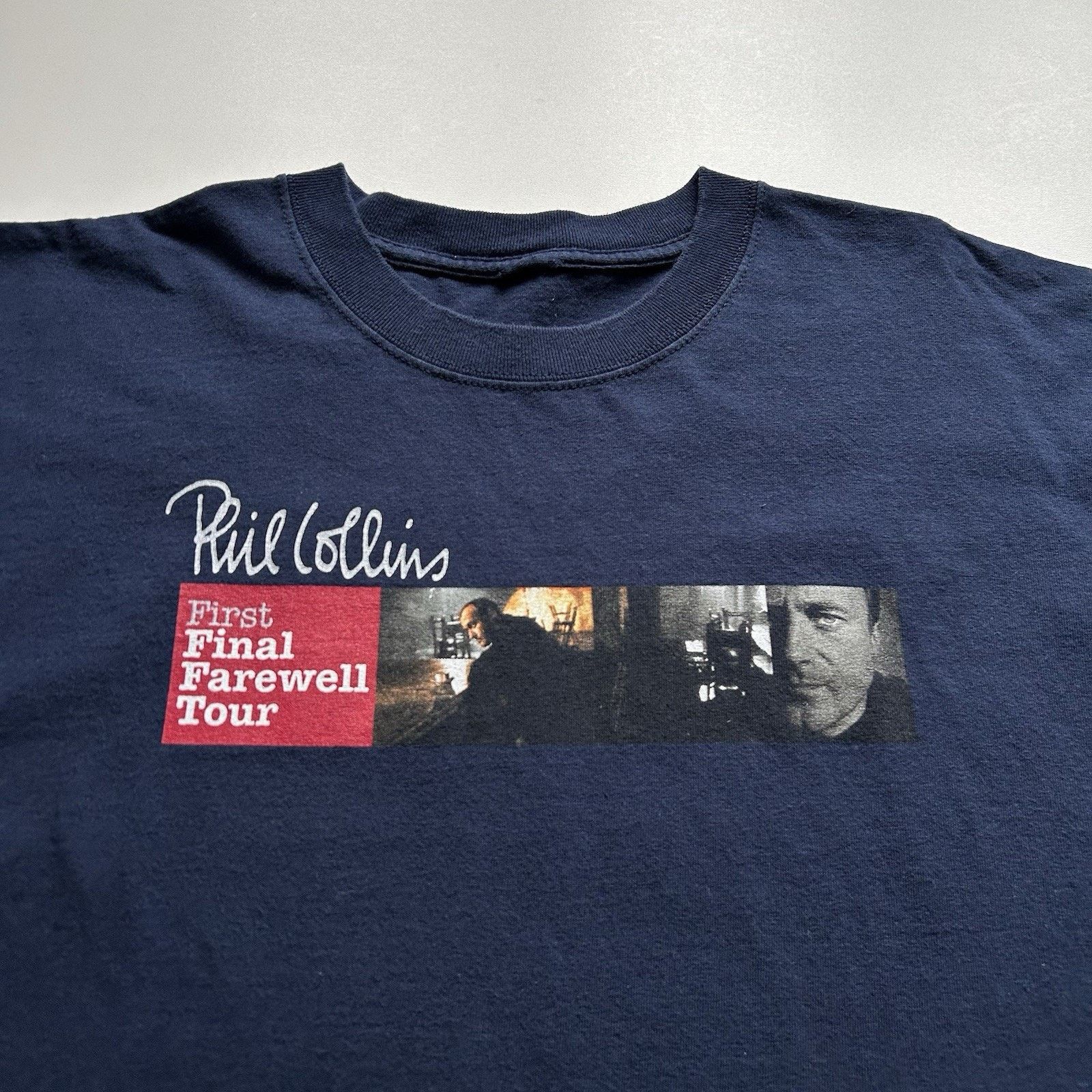 Band Tees Vintage 2004 Phil Collins Final Farewell Tour Shirt 2XL Y2K Size US XXL / EU 58 / 5 - 2 Thumbnail