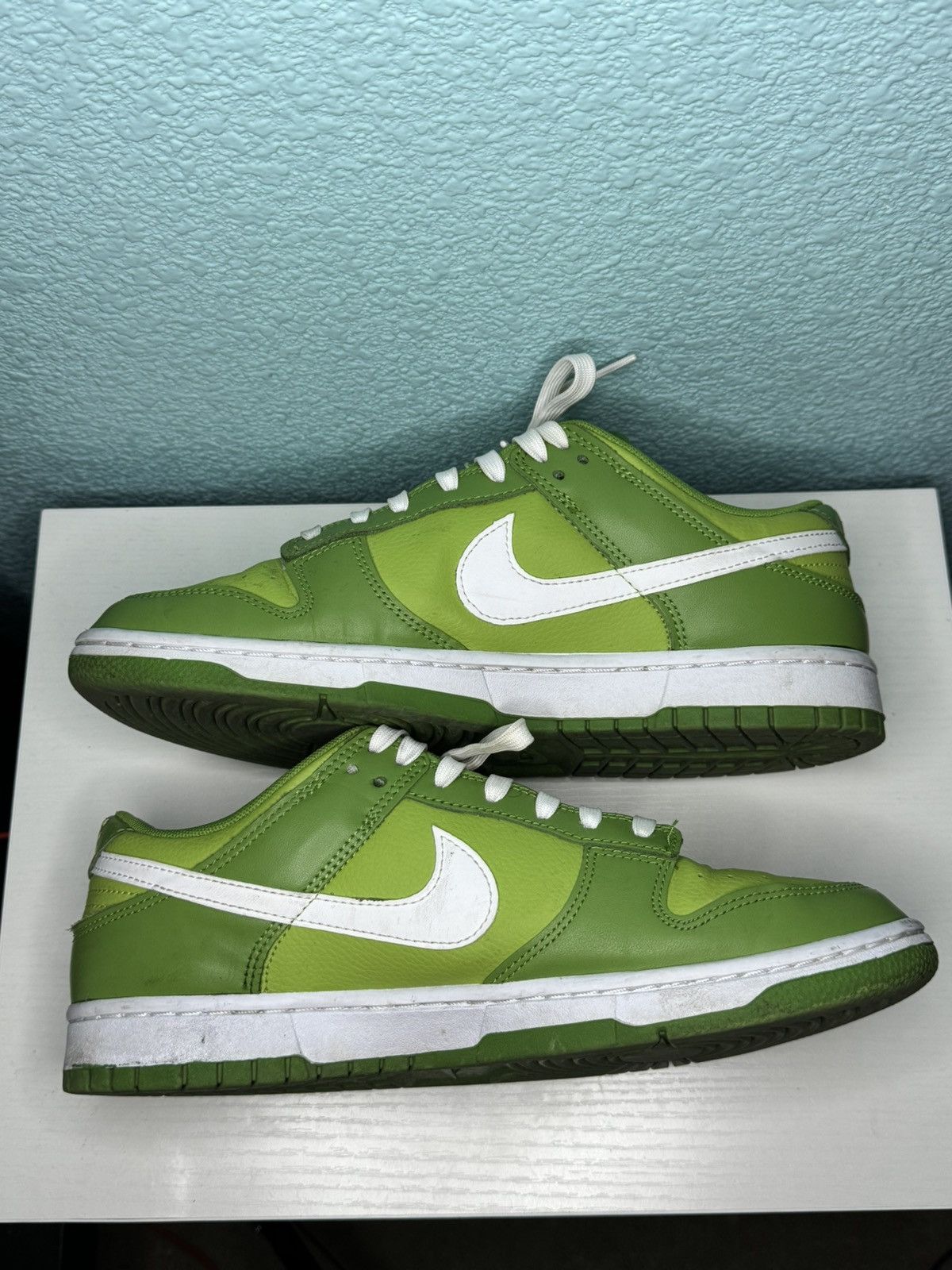 Nike Nike dunk low “chlorophyll” DJ6188-300 size 9 WORN Size US 9 / EU 42 - 2 Thumbnail