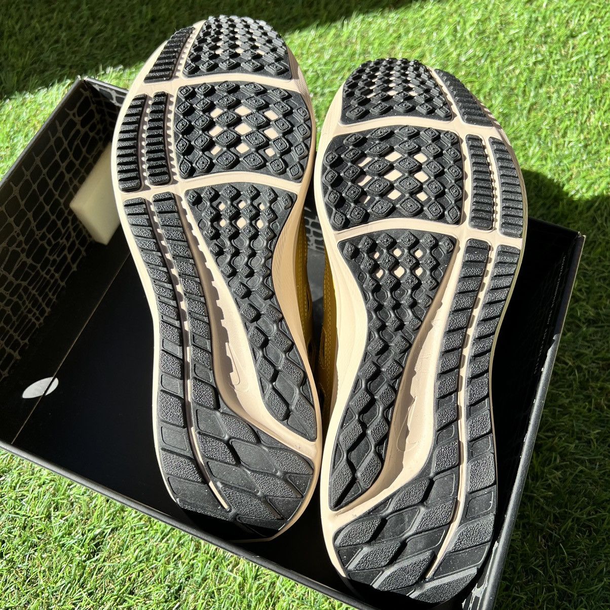Other Rare Nike Patta Huaraches 20Y24 collaboration Pegasus Size US 10 / EU 43 - 11 Thumbnail