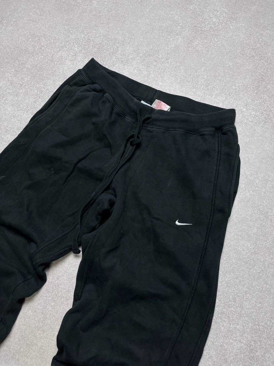 Nike Vintage Nike Swoosh Cotton Baggy Trackpants Y2K L Size US 34 / EU 50 - 2 Thumbnail