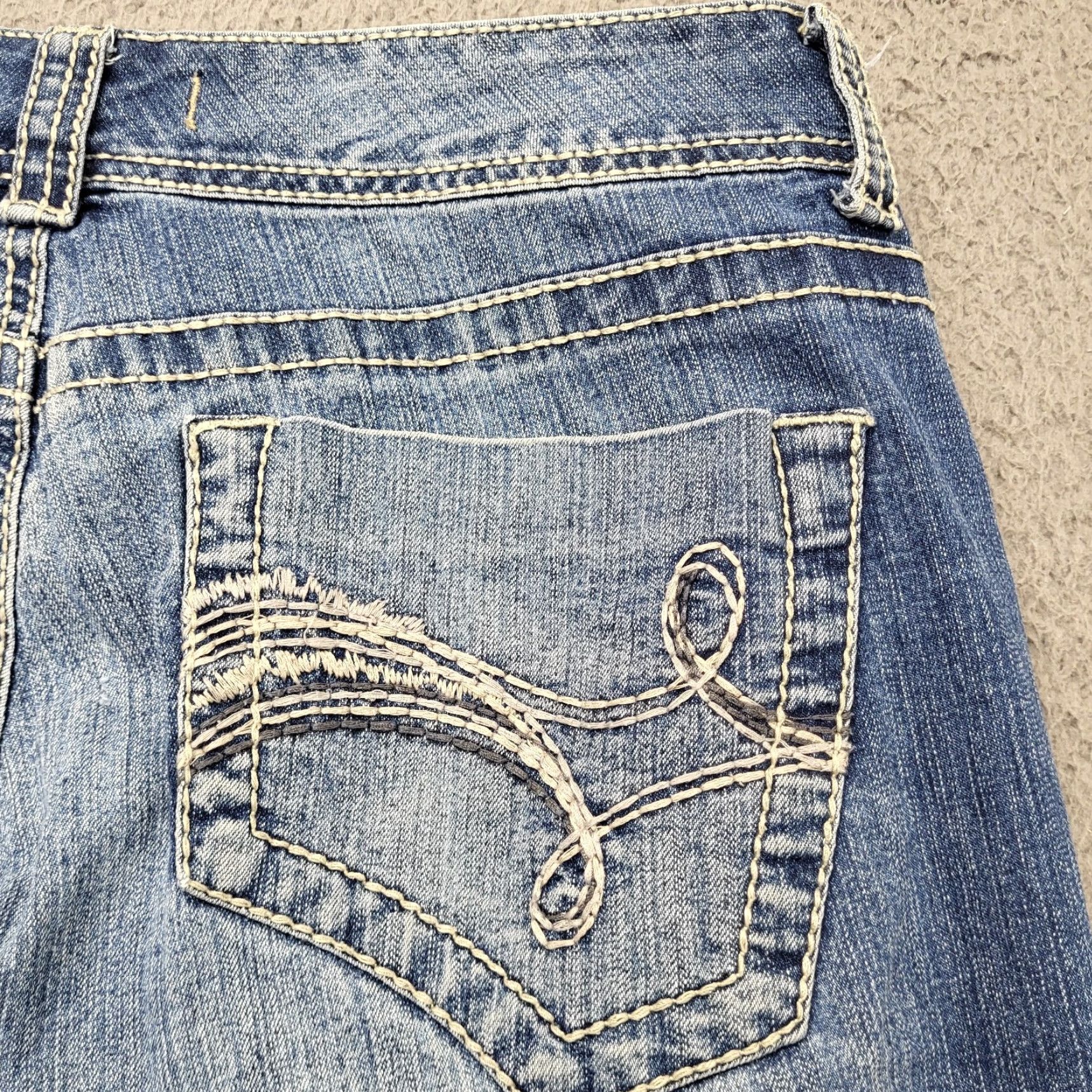 Vintage Nine West Vintage America Capri Women's Size 10/30 Blue Denim Stretch Jeans Size 32" / US 10 / IT 46 - 2 Thumbnail