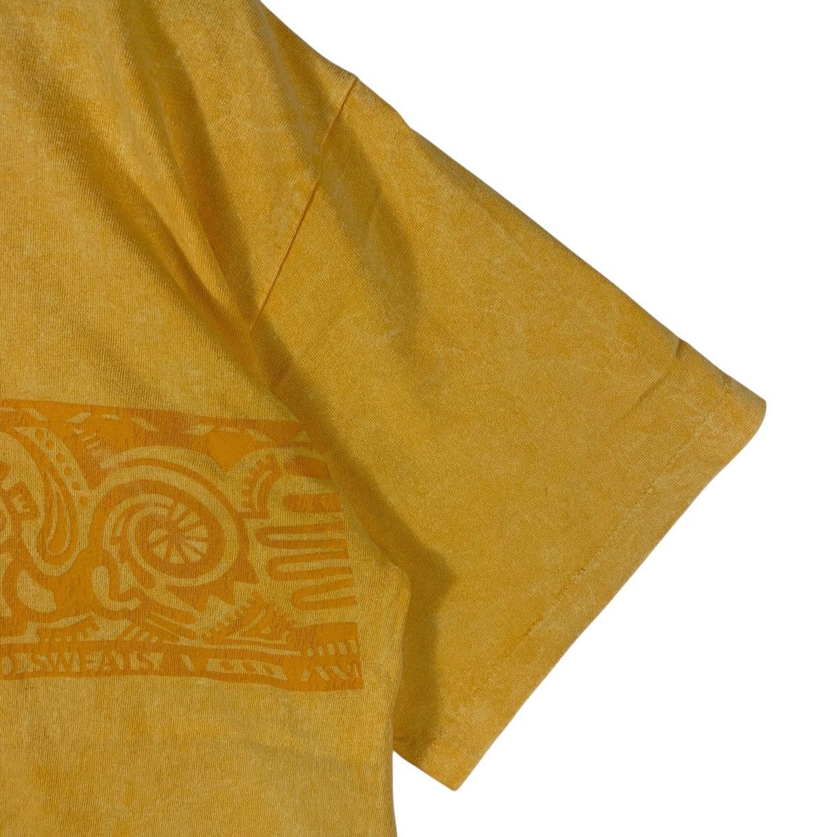 Vintage Vintage SURF AND SWEATS tribal design tee Size US M / EU 48-50 / 2 - 7 Thumbnail