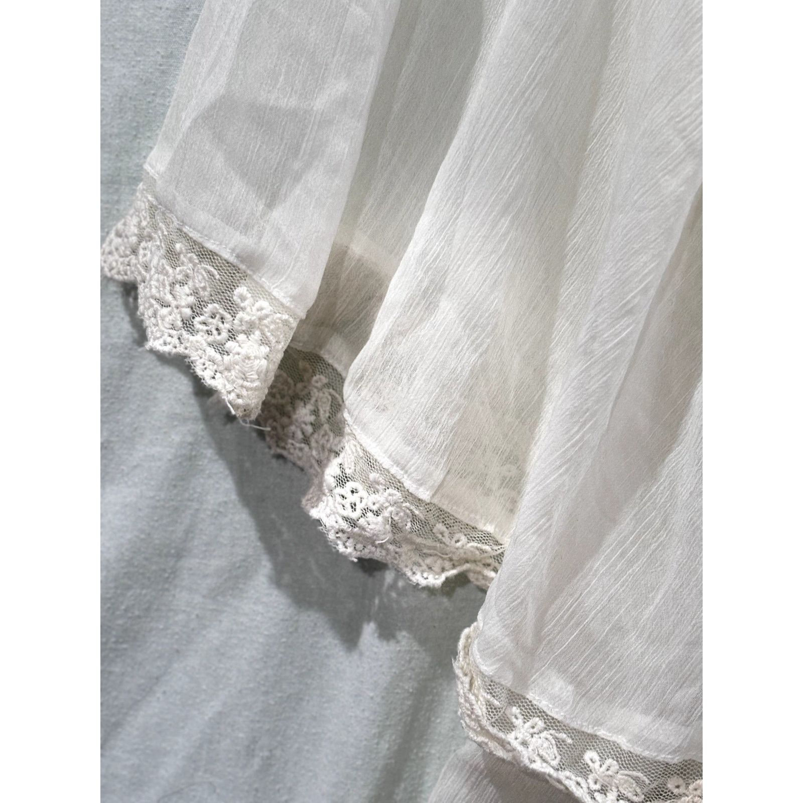 Free People FREE PEOPLE Women's Beige Gypsy White Lace Trim Blouse Sz XS Size XS / US 0-2 / IT 36-38 - 5 Thumbnail