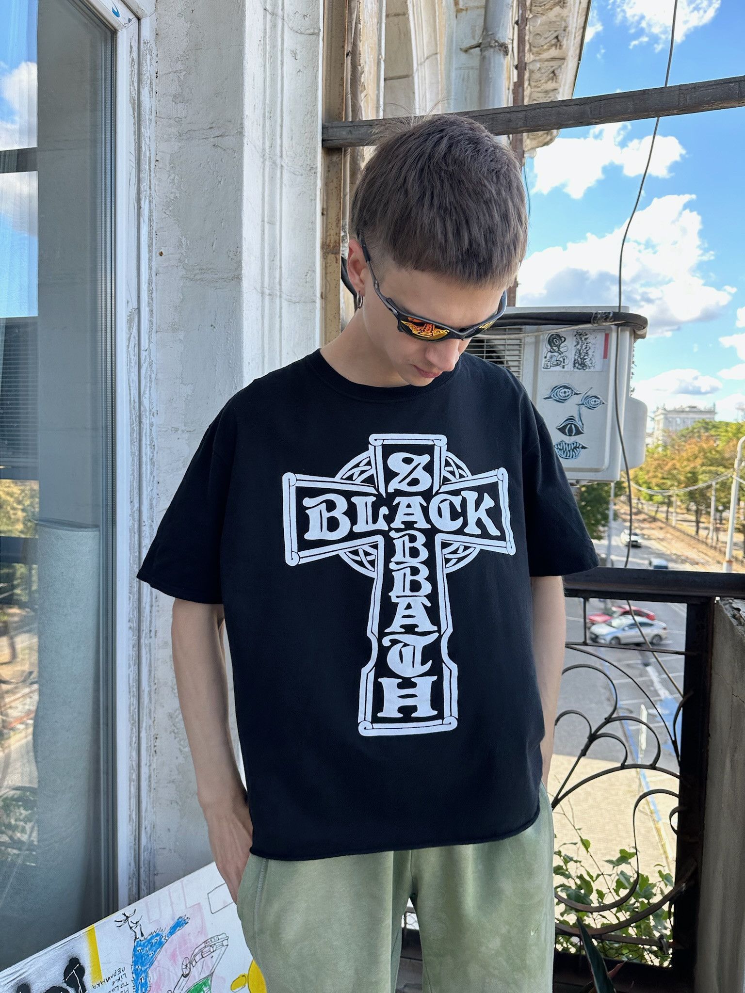 Ozzy Osbourne Vintage Y2K Black Sabath Sun Faded Tee boxy fit Size US M / EU 48-50 / 2 - 1 Thumbnail