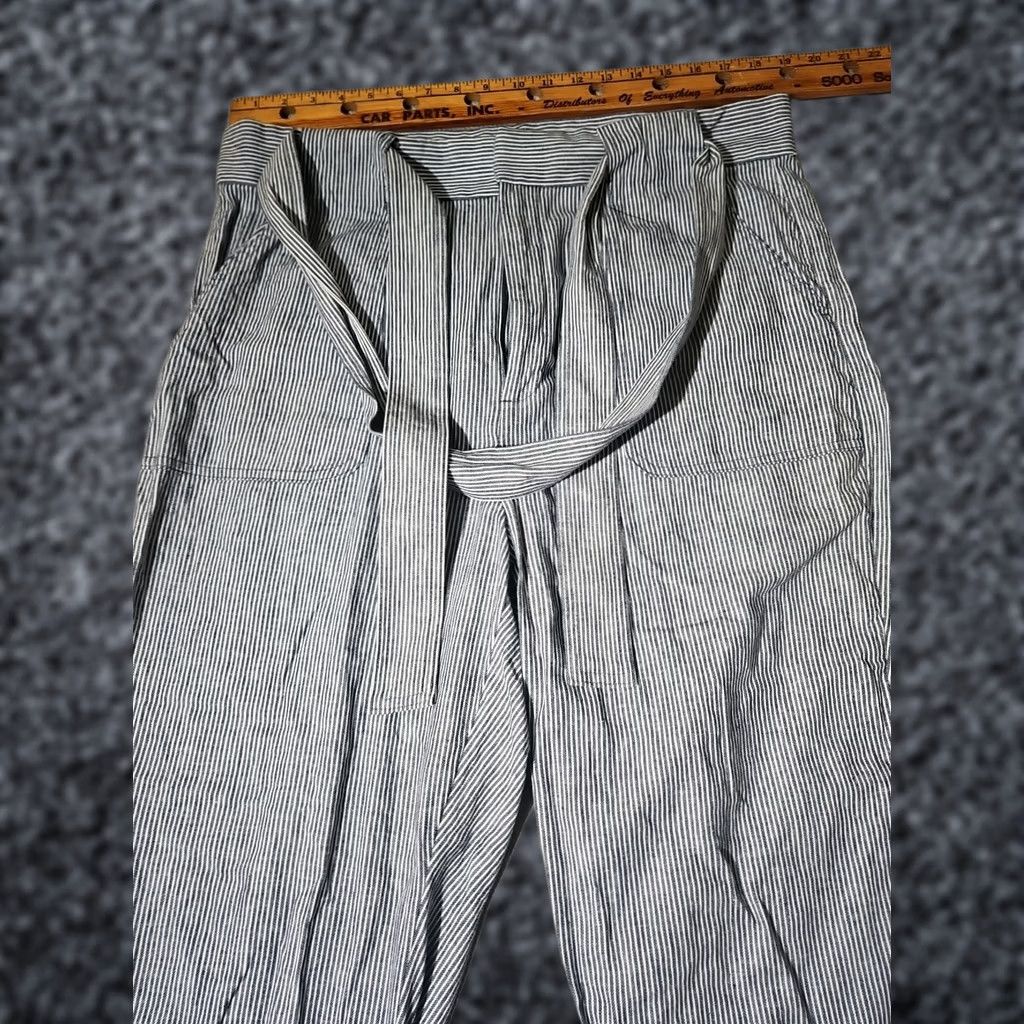 Banana Republic VINTAGE Banana Republic Pants Womens 16 Blue White Linen Blend Beltd Railroad Stripe Casual Workwear Jeans? No, Pants. Size 38" / US 16 / IT 52 - 1 Thumbnail