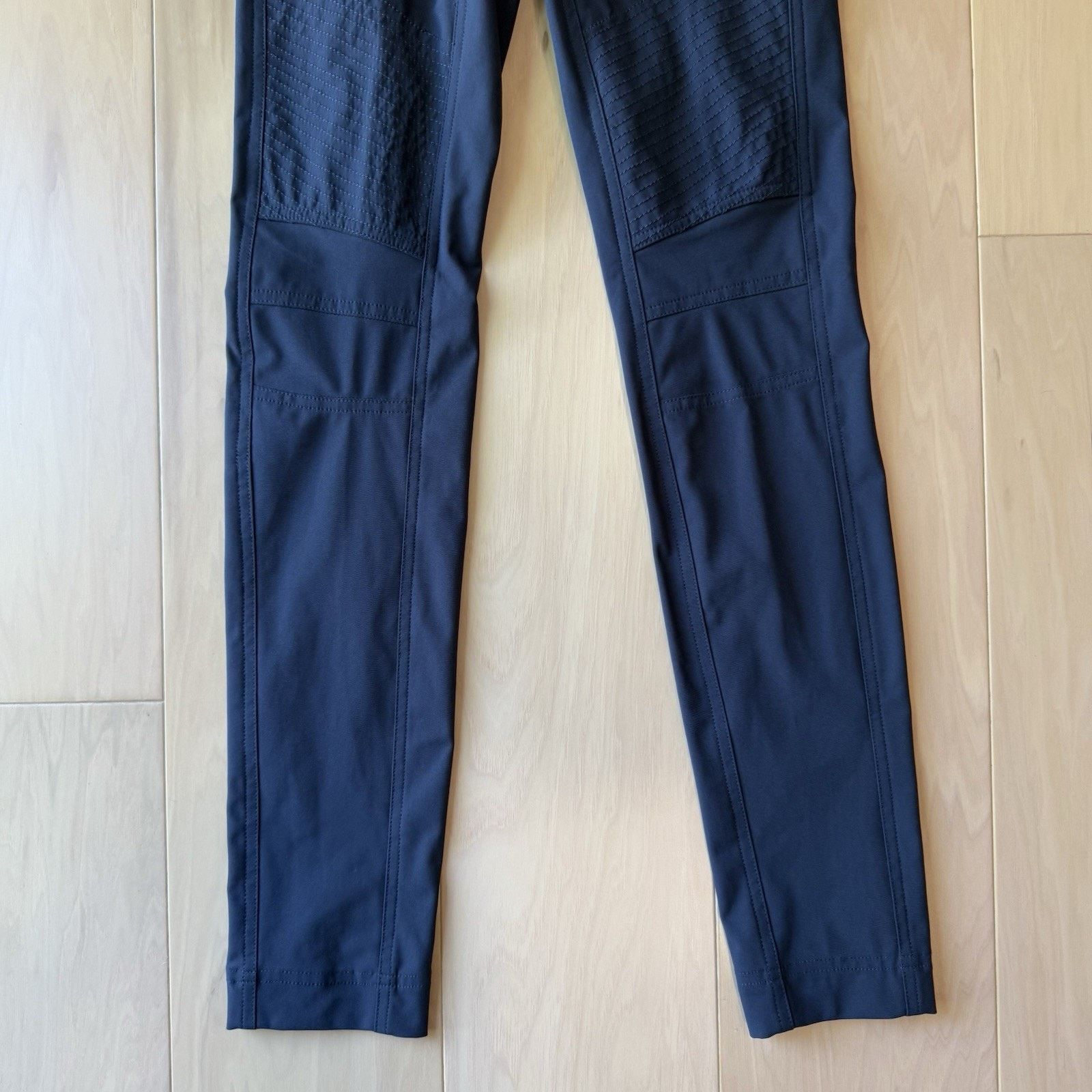Lululemon Lululemon Pants Women's 4 Navy ABC City Sleek Utility Size 27" / US 4 / IT 40 - 4 Thumbnail