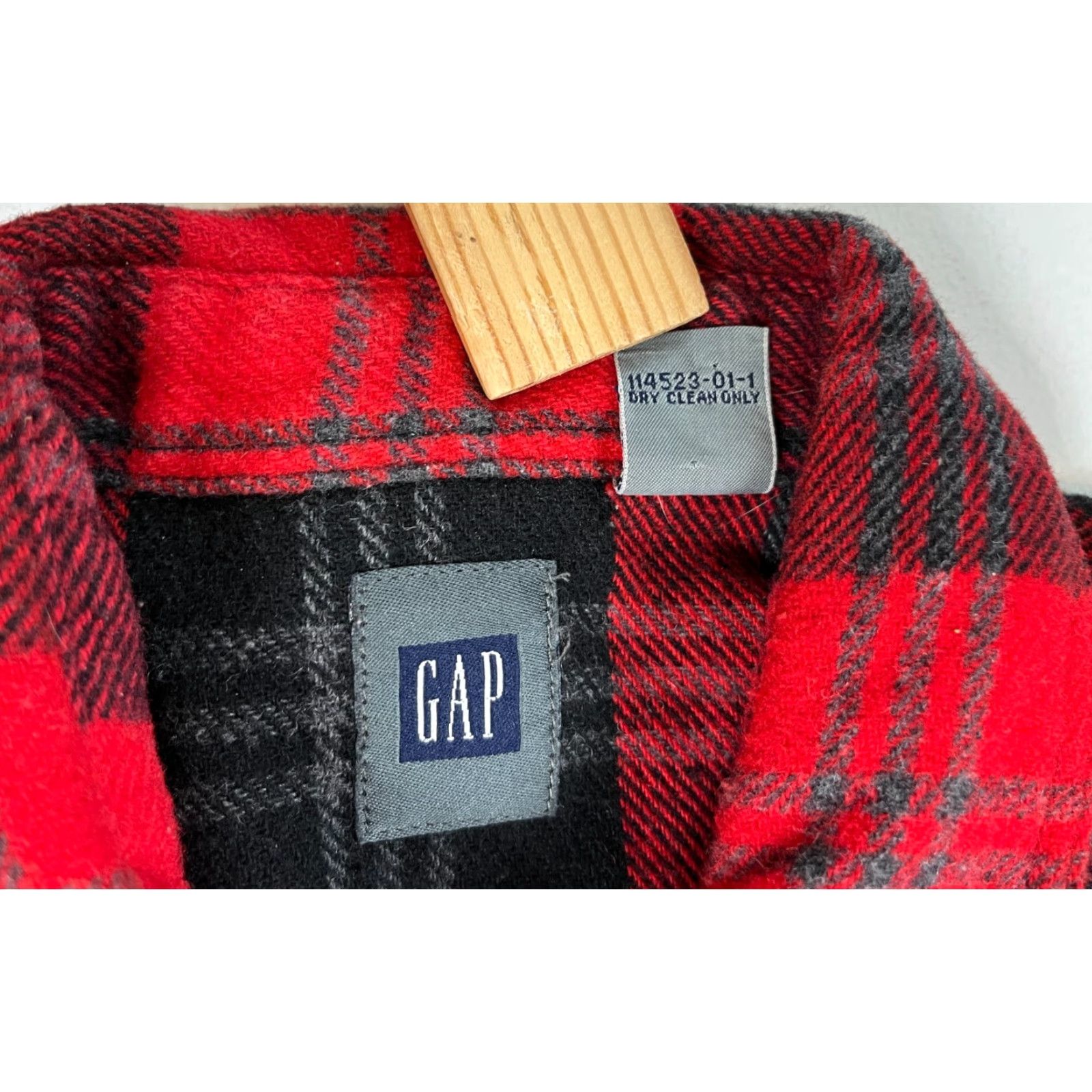 Gap VINTAGE Gap Men's Buffalo Plaid Button-Up Shirt Wool Blend Sz L 90s Red Flannel Pockets Size US L / EU 52-54 / 3 - 7 Thumbnail