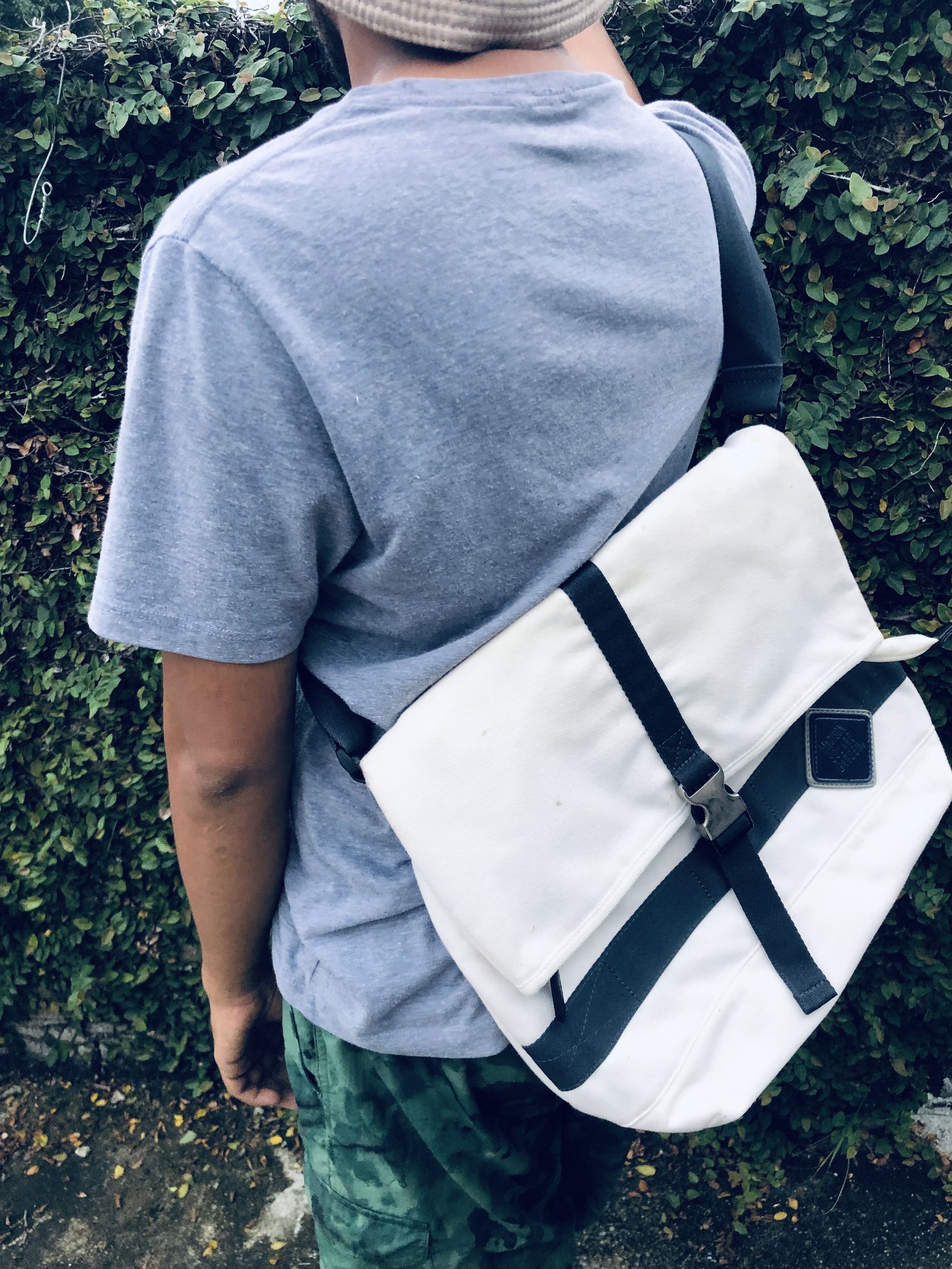 Japanese Brand Madison Square Garden Streetwear Fashion Style Crossbody Bag Size ONE SIZE - 19 Thumbnail