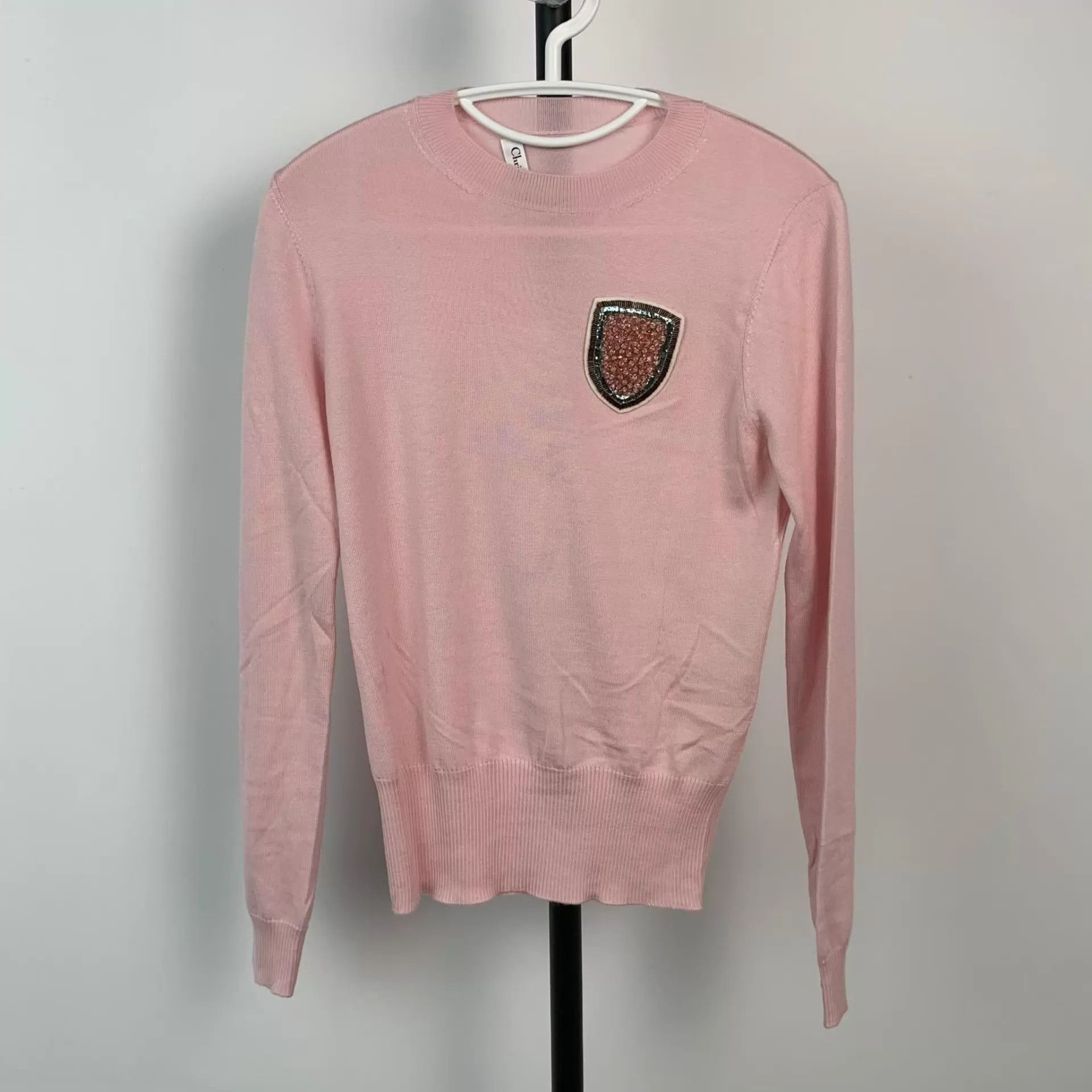 Dior Dior Wool Shield Crewneck Sweater Pink 38 Size S / US 4 / IT 40 - 1 Thumbnail