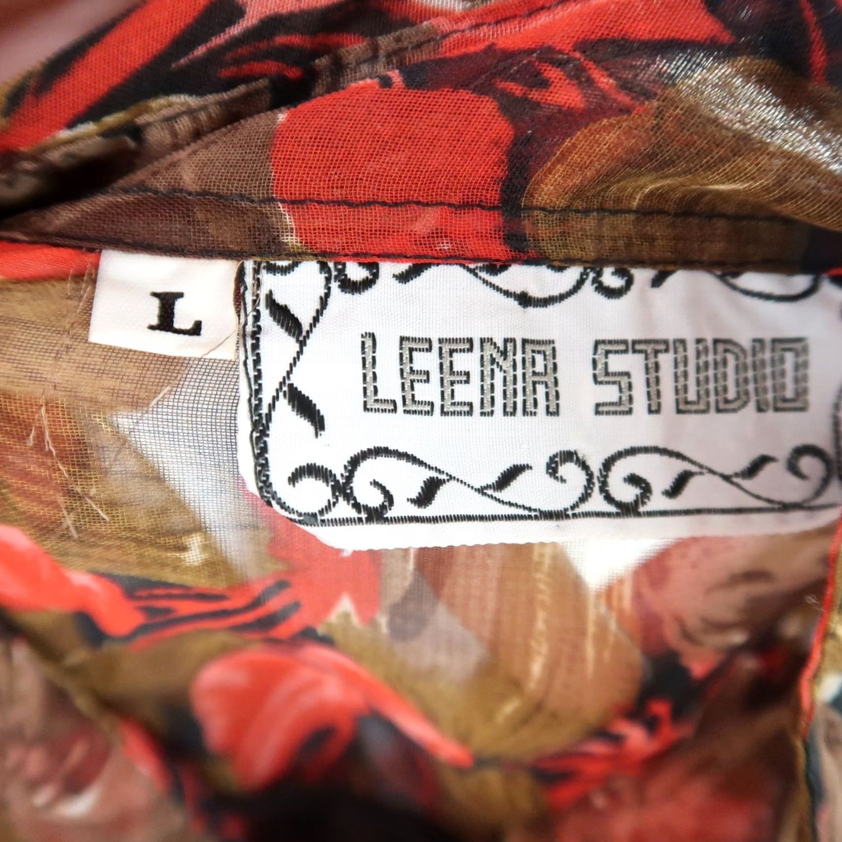 Vintage VINTAGE Leena Studio Sheer Black Red Floral Bead Button-Down Top L Womens Size L / US 10 / IT 46 - 6 Thumbnail