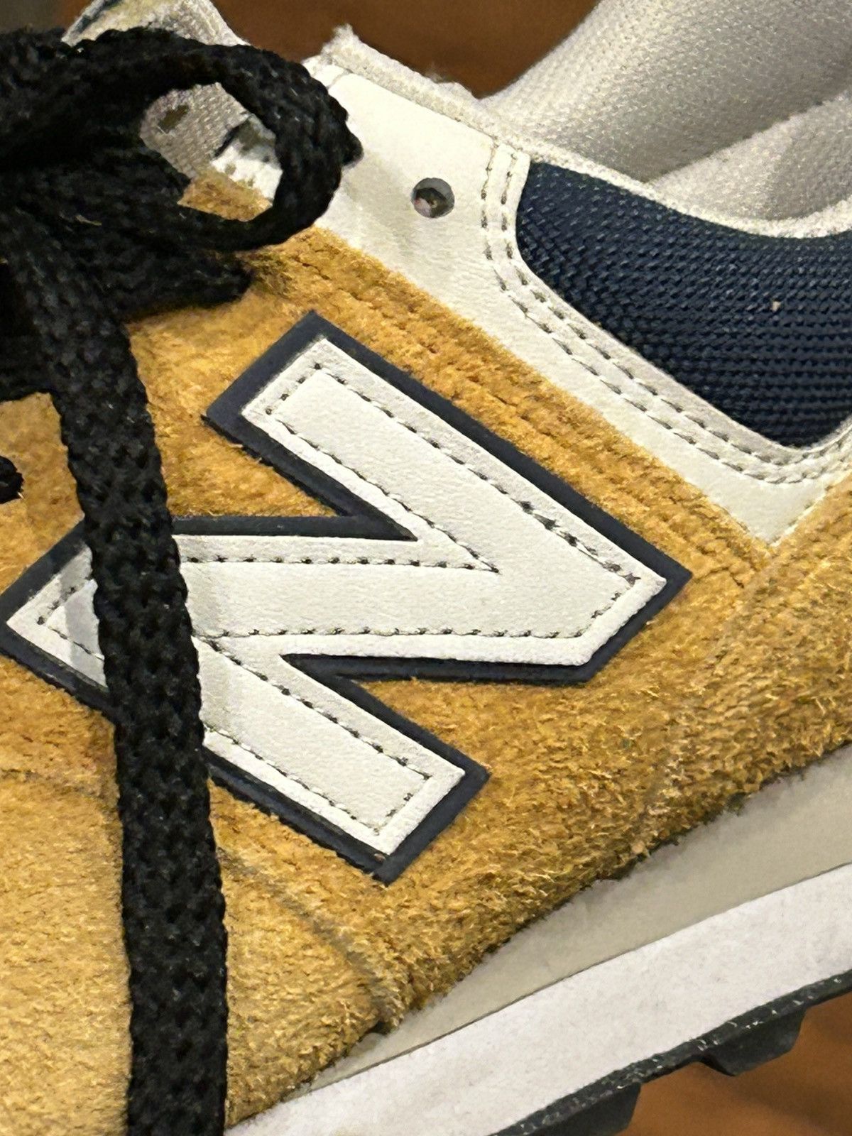 New Balance NEW BALANCE 574 ATHLETIC SHOES Size US 8 / EU 41 - 7 Thumbnail
