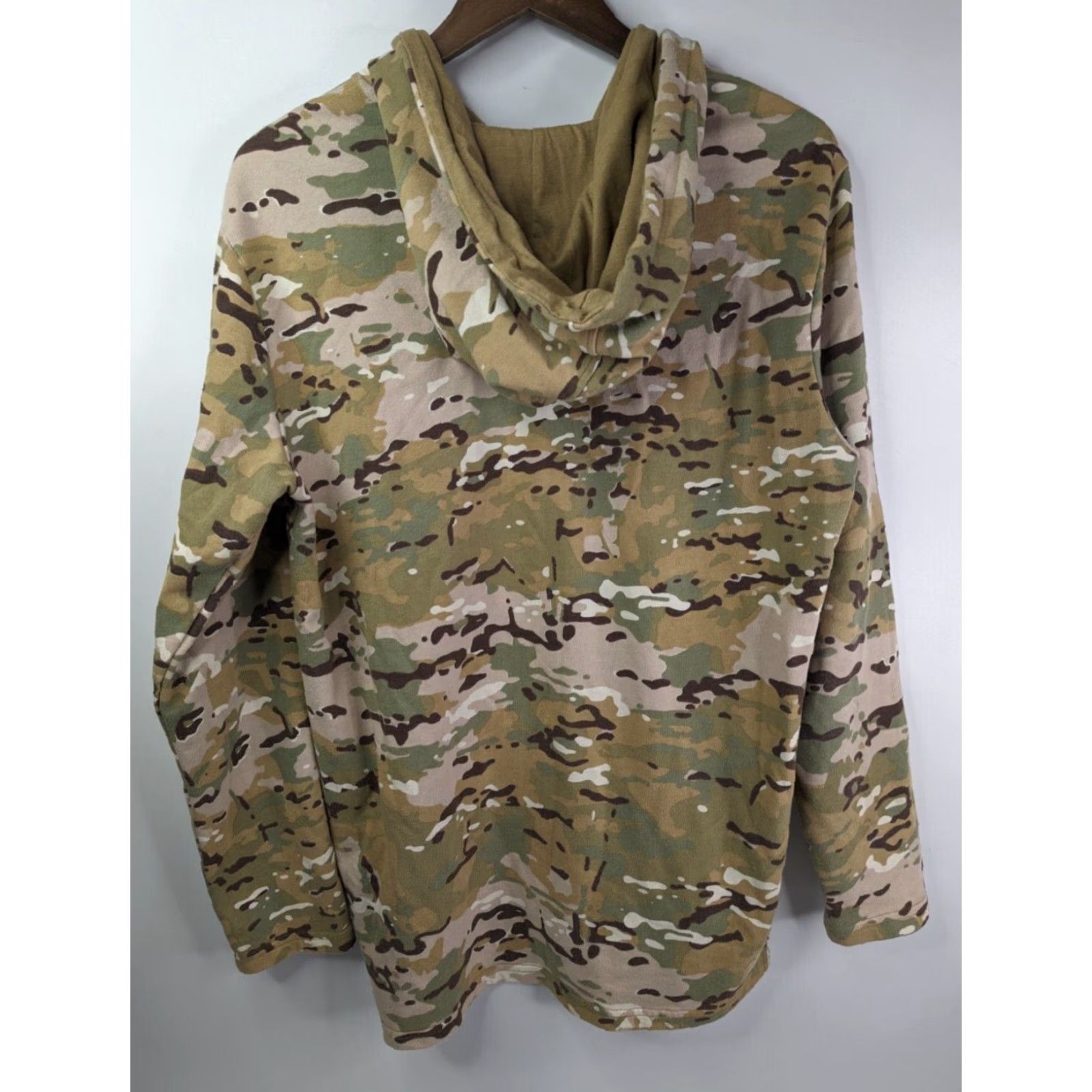 Pacsun Pacsun Hoodie Camouflage Longer Fit Pullover Sweatshirt Size L Mens Beige Multicolor Crew Neck Pullover, Colorful, Jersey Cotton Size US L / EU 52-54 / 3 - 4 Thumbnail