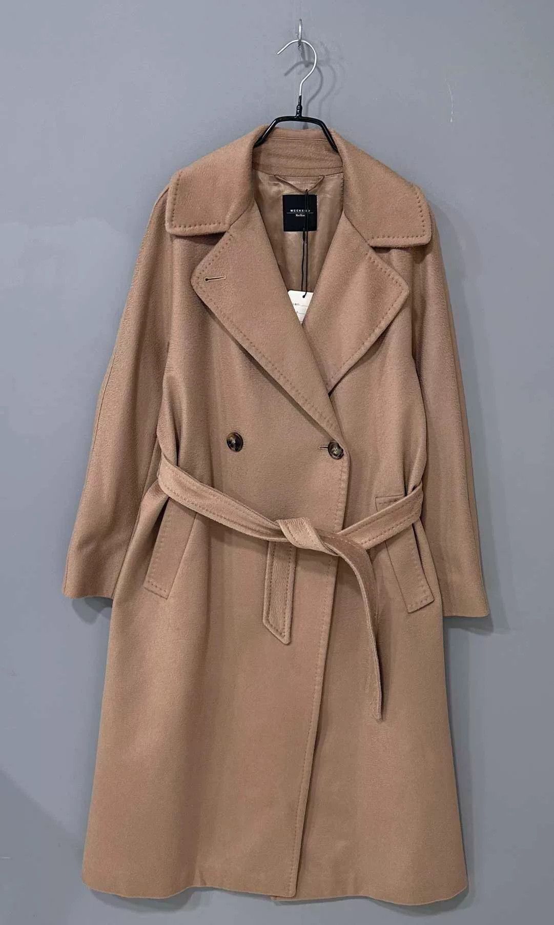 Max Mara long camel wool coat by MaxMara Size US M / EU 48-50 / 2 - 1 Thumbnail