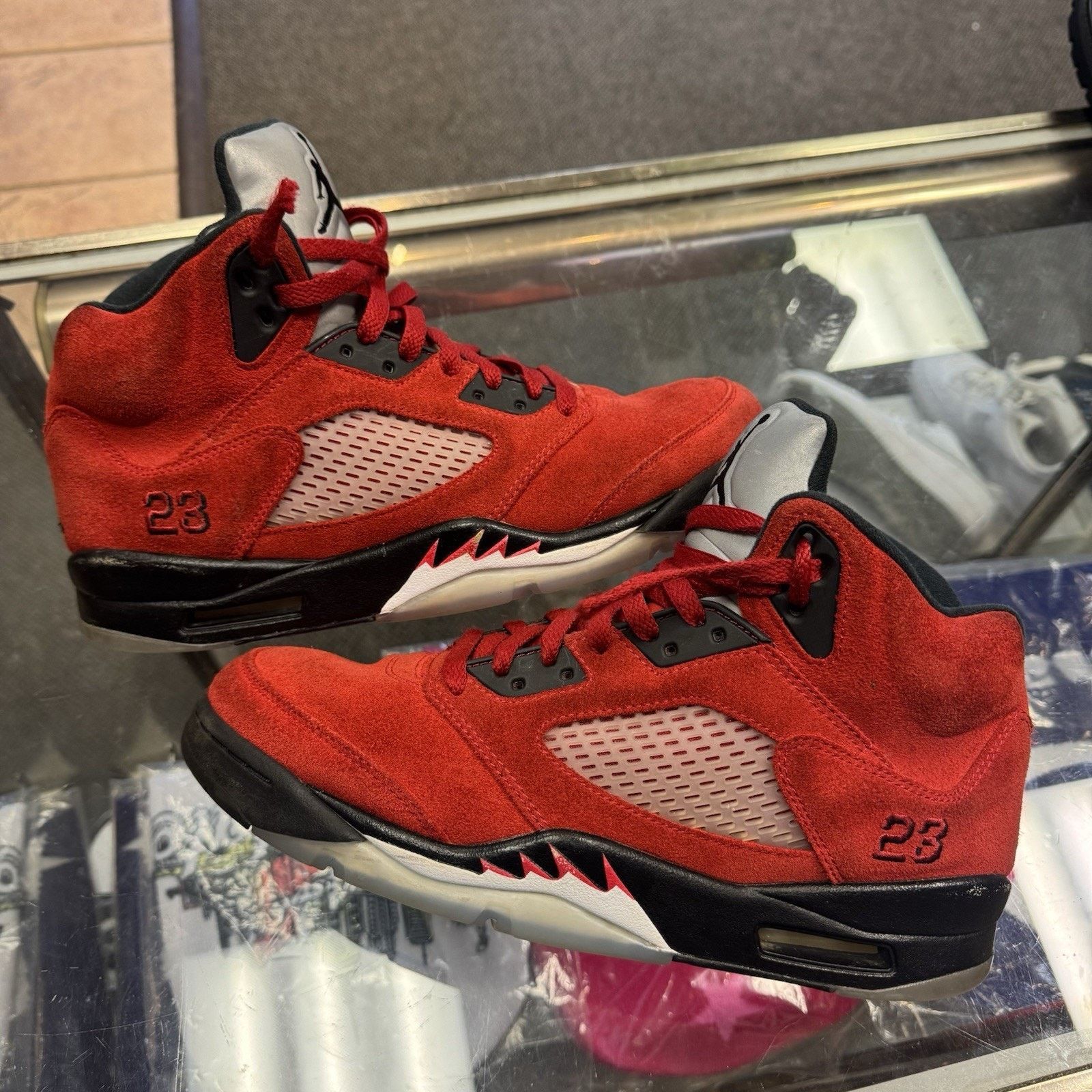 Jordan Brand Size 9.5 - Air Jordan 5 Retro Raging Bull SuedeVERY CLEAN 🧼 Size US 9.5 / EU 42-43 - 2 Thumbnail