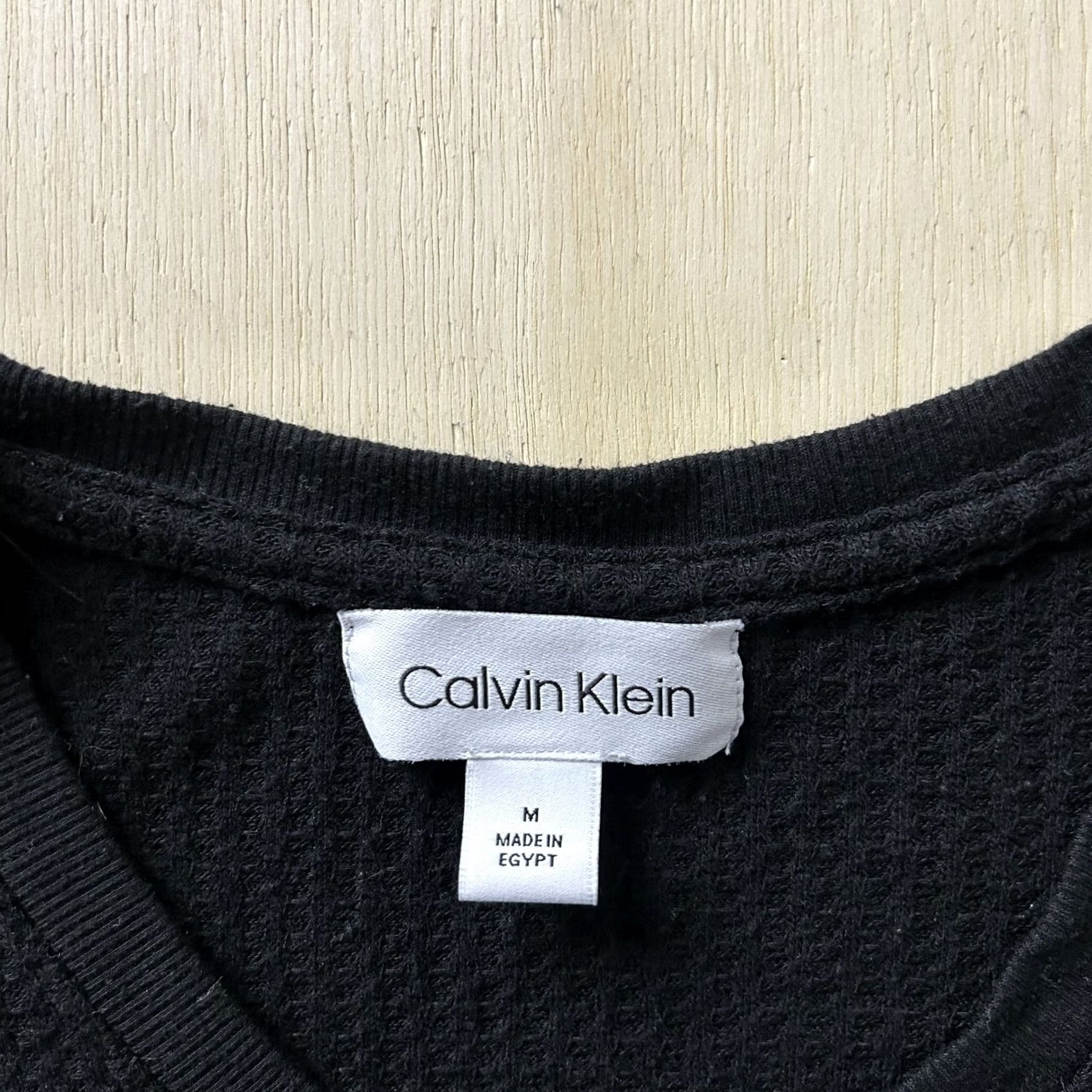 Calvin Klein Calvin Klein Shirt Womens M Black Waffle Knit V Neck Long Sleeve Top Casual Size M / US 6-8 / IT 42-44 - 2 Thumbnail