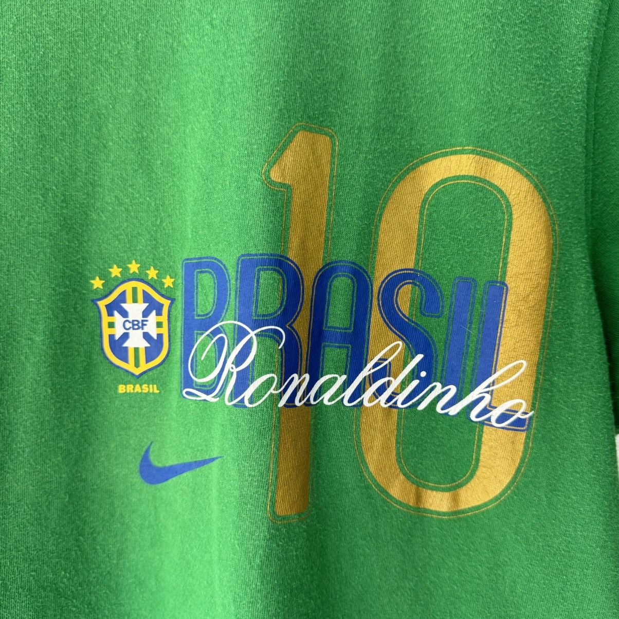 Nike Nike Ronaldinho Tee Size US M / EU 48-50 / 2 - 3 Thumbnail