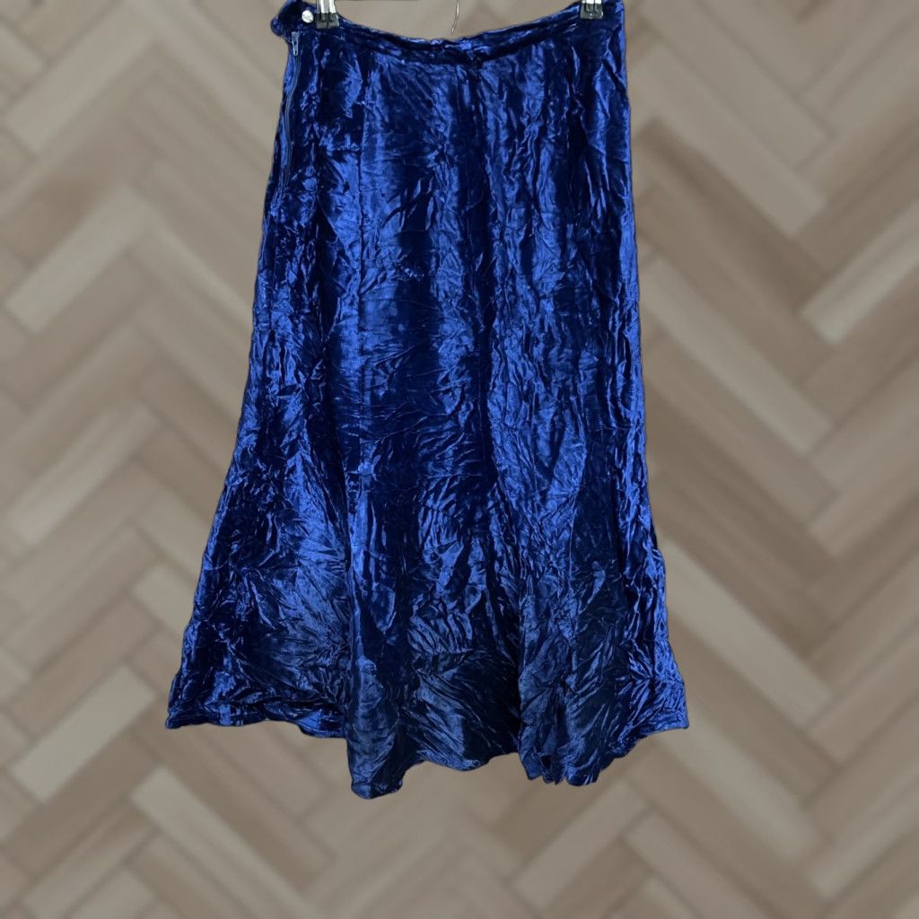 Velvet The Strawberry Plant Skirt Womens Velvet Midi A-Line Blue 10 Size 32" / US 10 / IT 46 - 1 Thumbnail