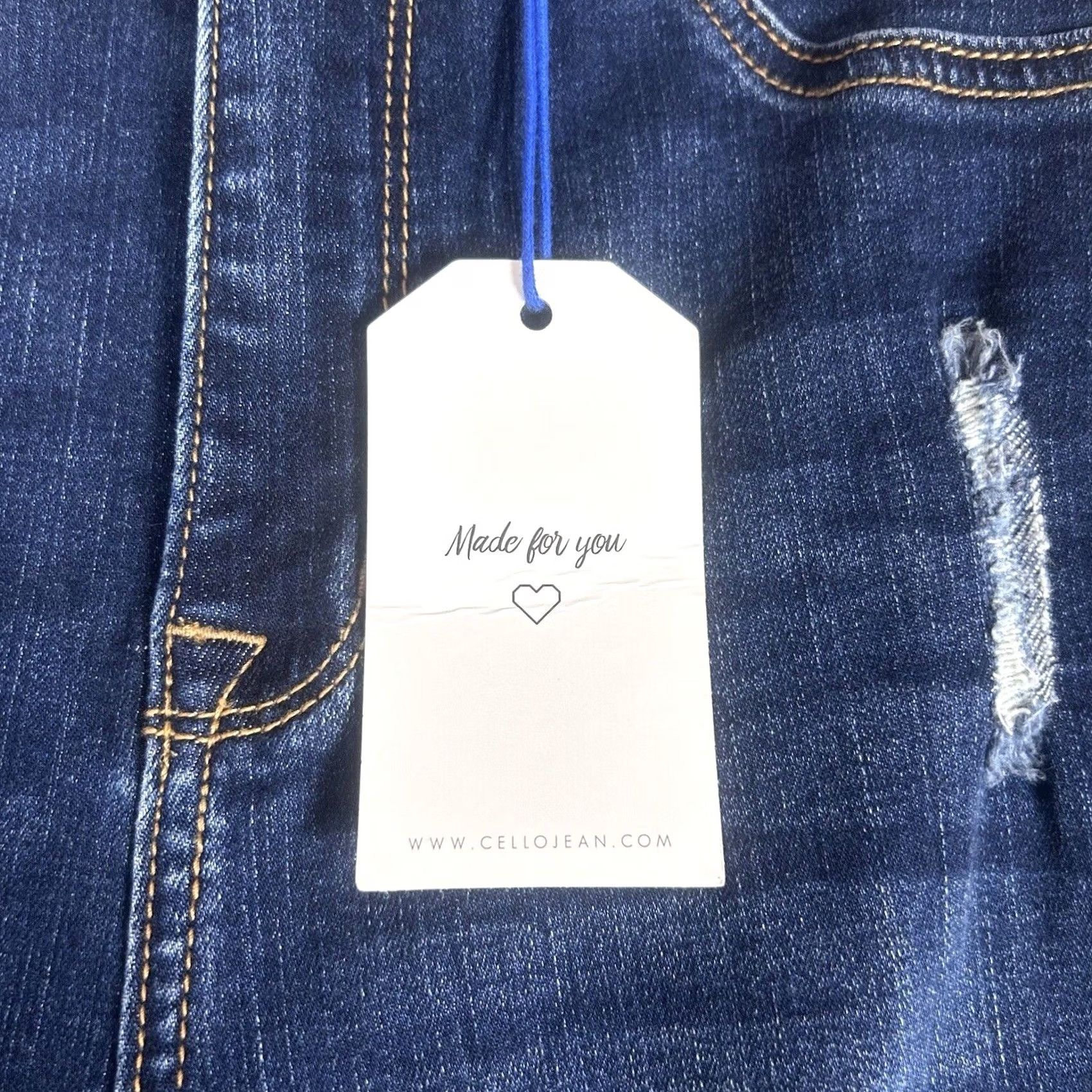 Vintage Cello Jeans Distressed Skinny Blue Denim High Rise 5 Regular Women NWT Jeans Shirt? Size 27" / US 4 / IT 40 - 2 Thumbnail