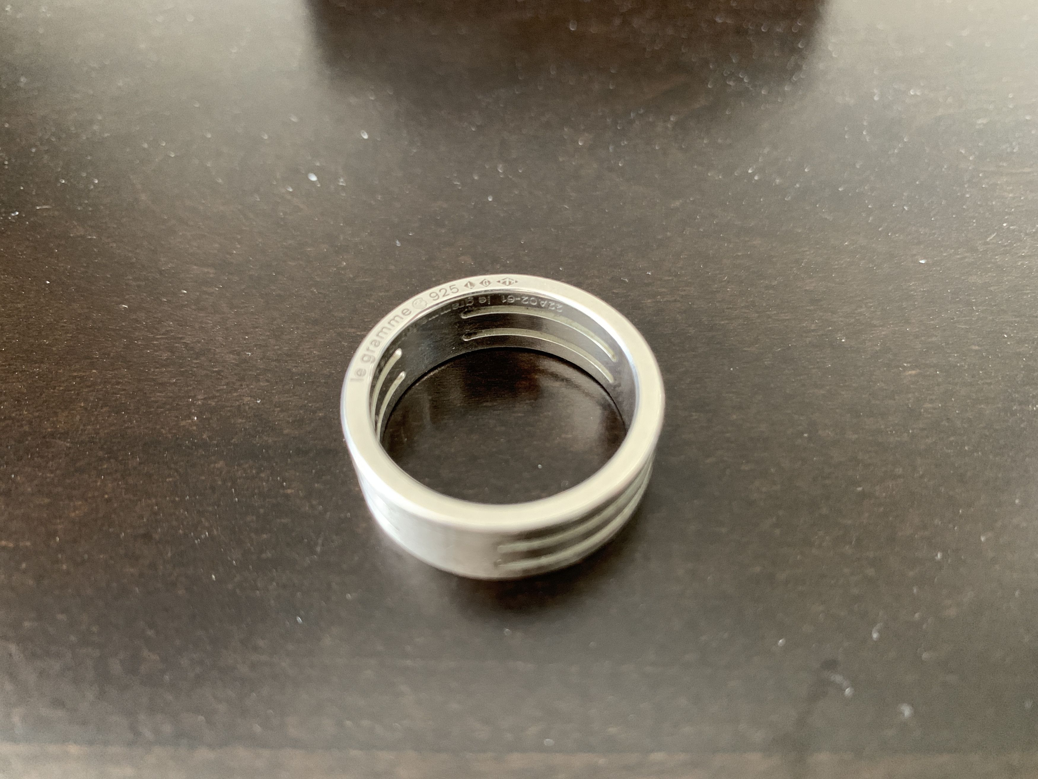 Le Gramme 925 sterling silver brushed perforated ribbon ring la 7g Size ONE SIZE - 9 Thumbnail