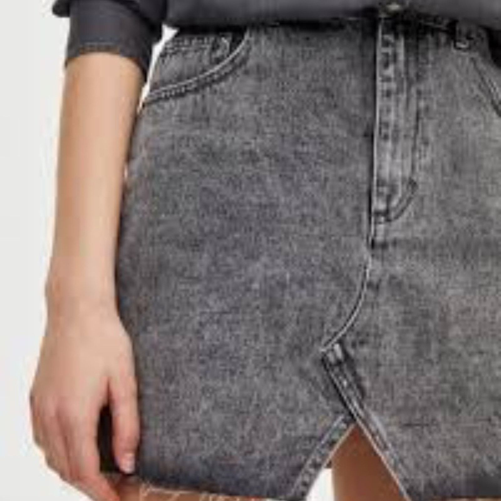 Pull & Bear Pull & Bear Gray Fitted Denim Mini Skirt Size 28" / US 6 / IT 42 - 11 Thumbnail
