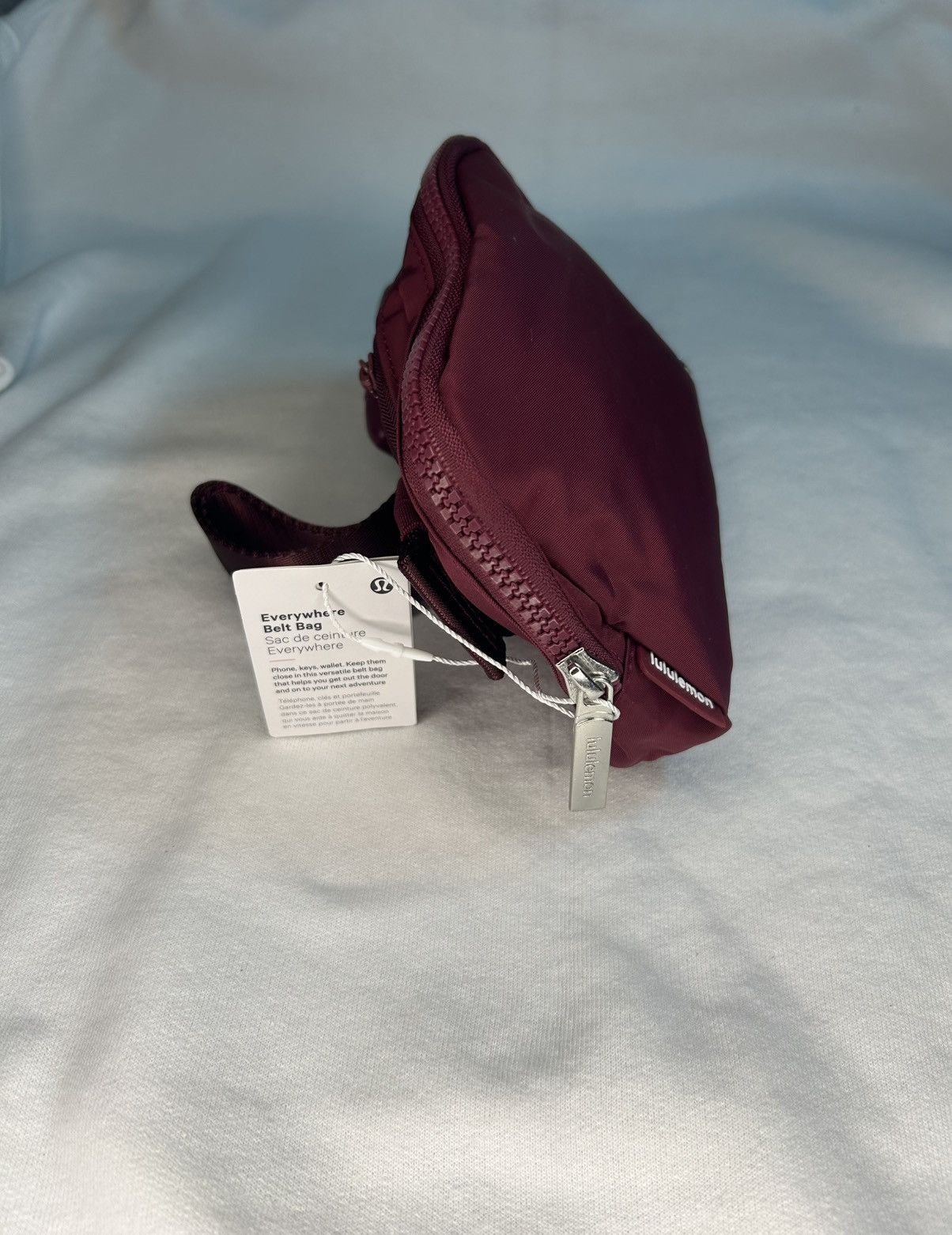 Lululemon New Lululemon Everywhere Belt Bag Color:RedBurgundy/Size IL Size ONE SIZE - 3 Thumbnail