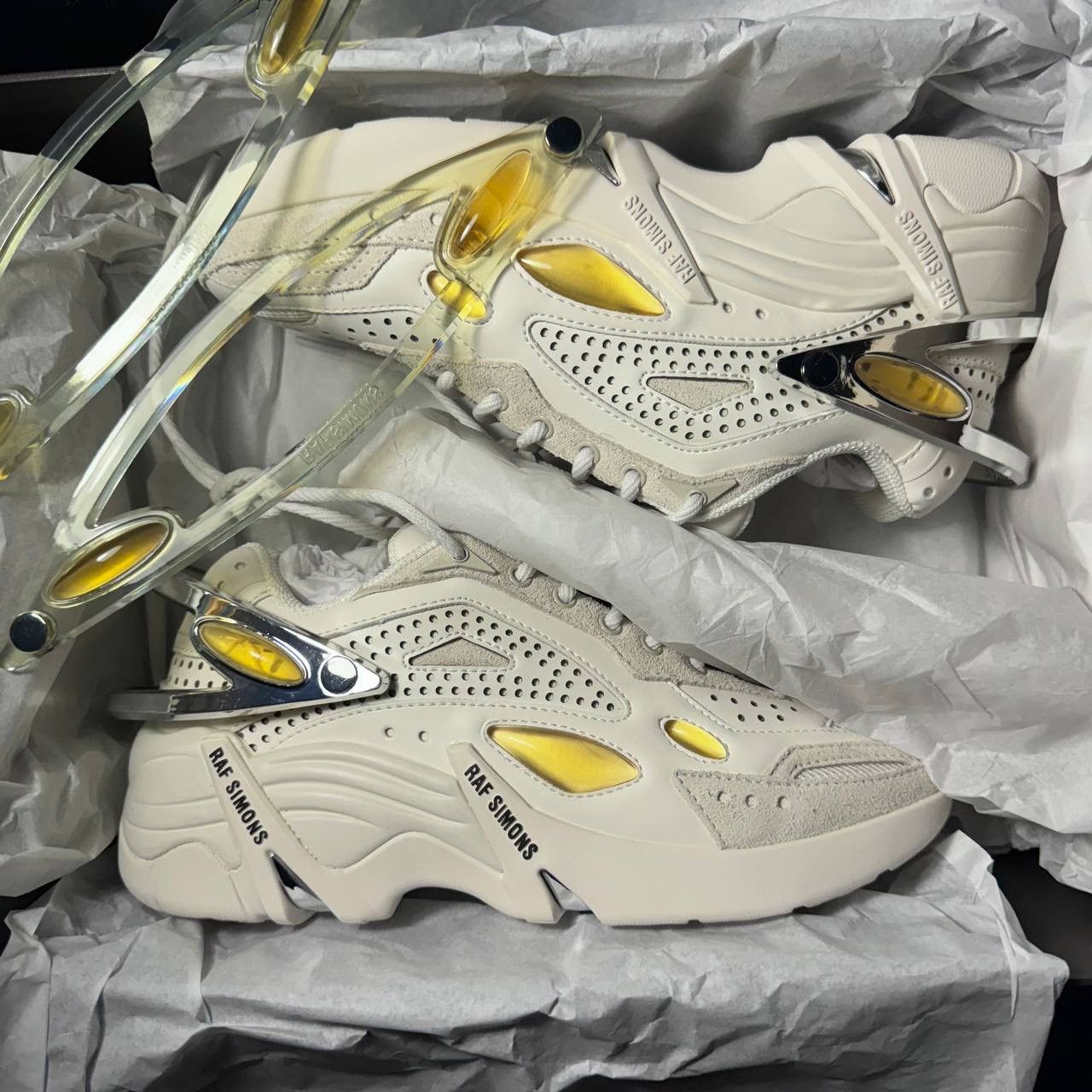 Raf Simons 37 Raf Simons cylon 21 White Yellow Size US 7 / IT 37 - 9 Thumbnail