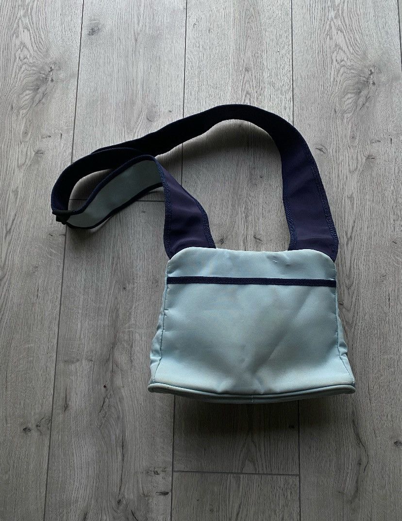Nike Vintage Nike Swoosh Shoulder Bag Y2K Os Size ONE SIZE - 3 Thumbnail