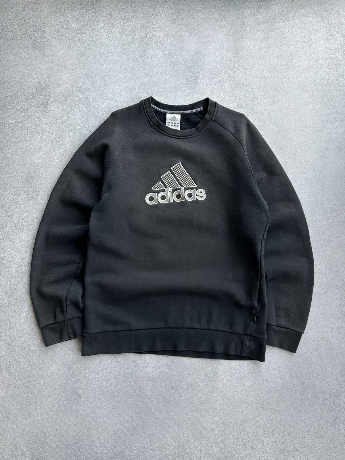 Adidas × Vintage Vintage Adidas Big Logo Faded Sweatshirt Size US M / EU 48-50 / 2 - 1 Thumbnail
