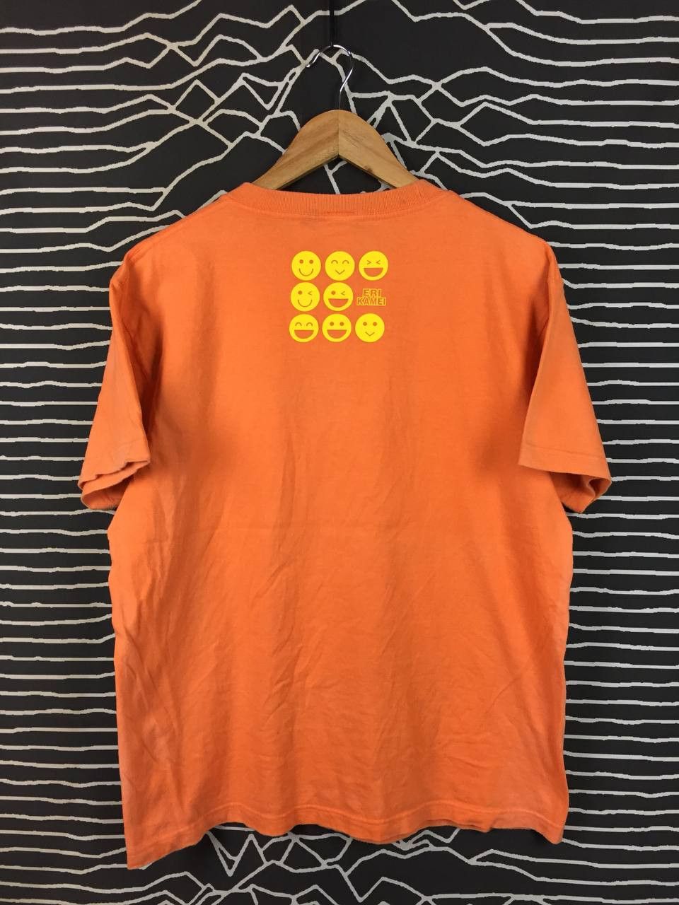 Band Tees Eri Kamei Morning Musume Hello! Project Smiley Face Tee Size US L / EU 52-54 / 3 - 12 Thumbnail