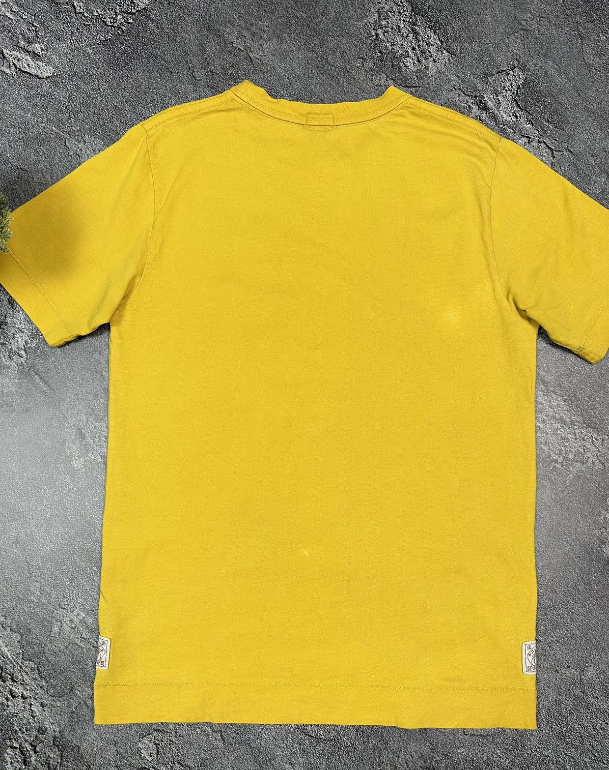 Evisu × Japanese Brand × Vintage EVISU vintage T shirt logo yellow Tee Size US L / EU 52-54 / 3 - 21 Thumbnail