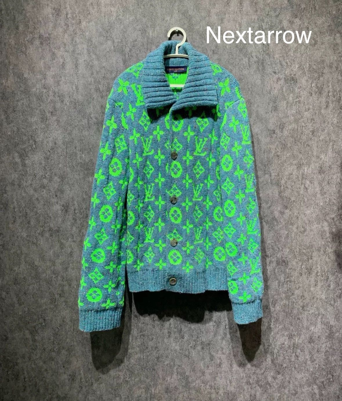 Louis Vuitton Louis Vuitton grey green full printed logo wool jacket Size US XL / EU 56 / 4 - 1 Thumbnail
